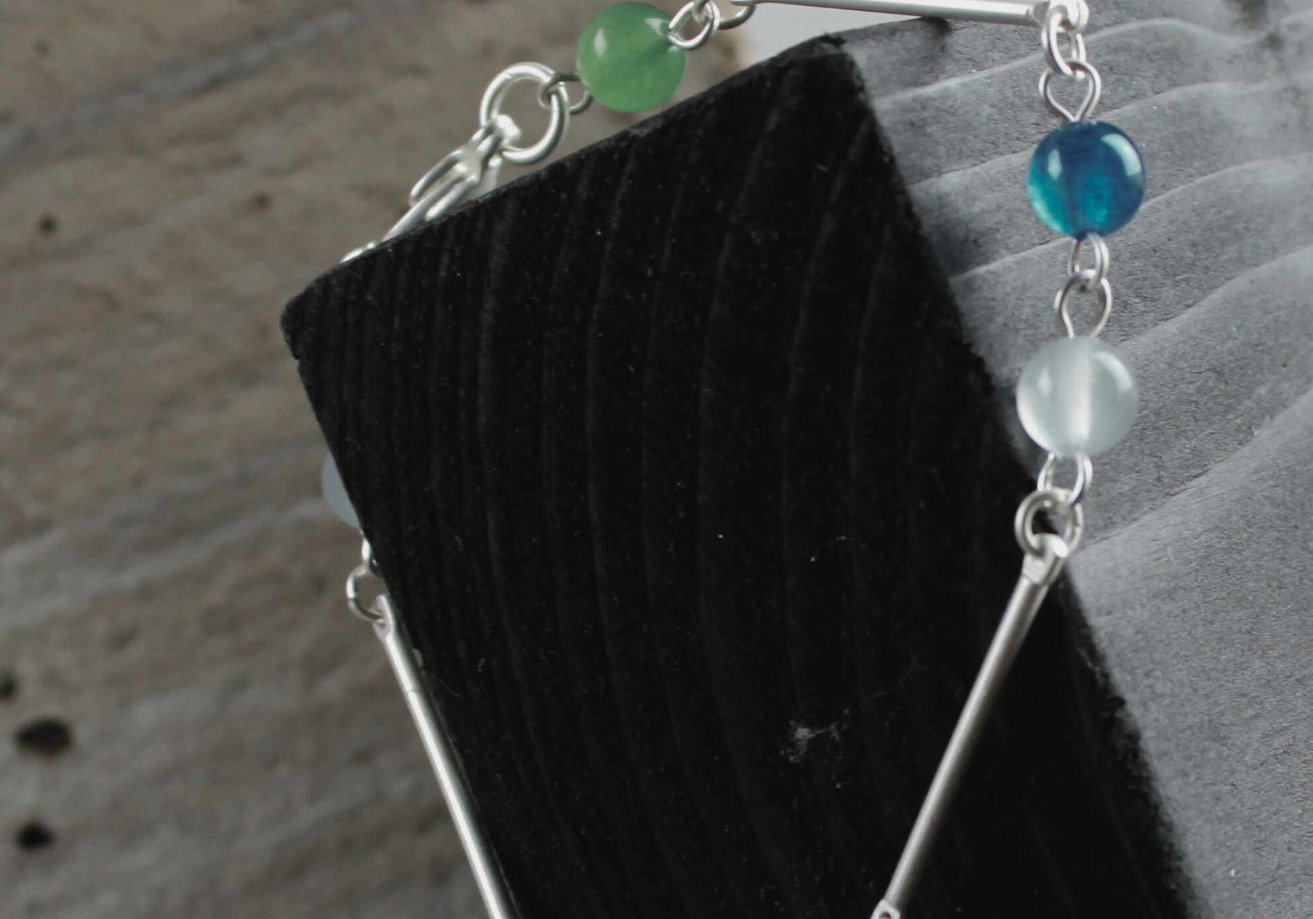Audrey IN:STORE Blueish Chain Bracelet Silver Plating, DNSK Copenhagen