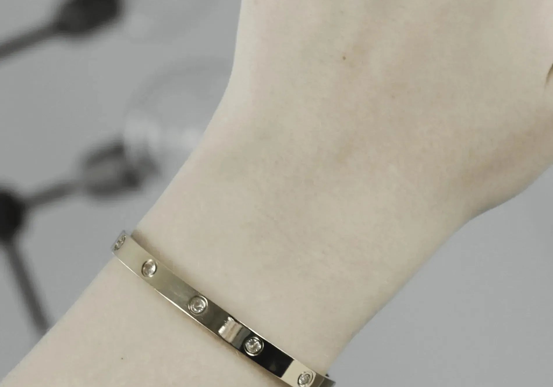 Bijoux scandinaves minimalistes I ADN nordique depuis 1971 I Dansk Copenhagen