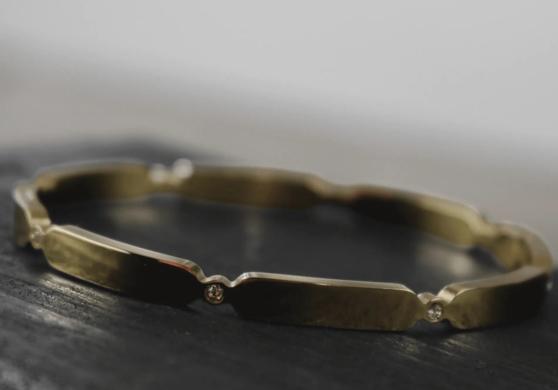 Bijoux scandinaves minimalistes I ADN nordique depuis 1971 I Dansk Copenhagen}