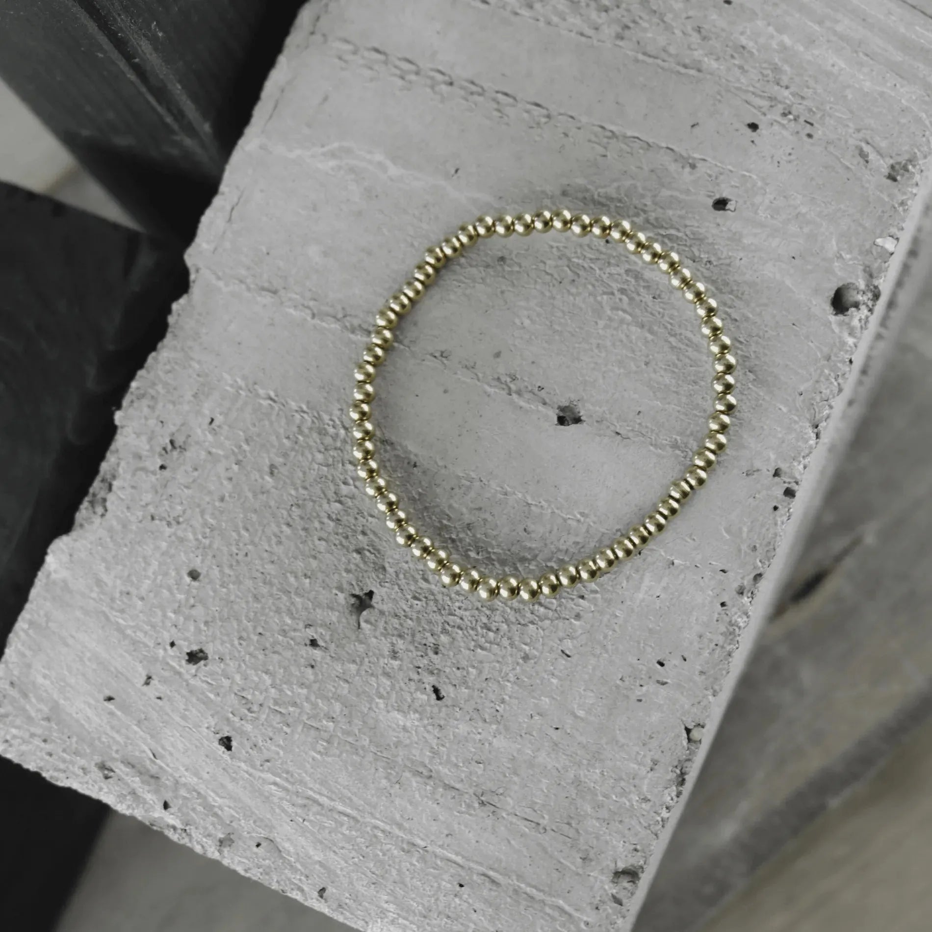 Passion Waterproof Elastic Ball Bracelet 18K Gold PlatingDNSK Copenhagen