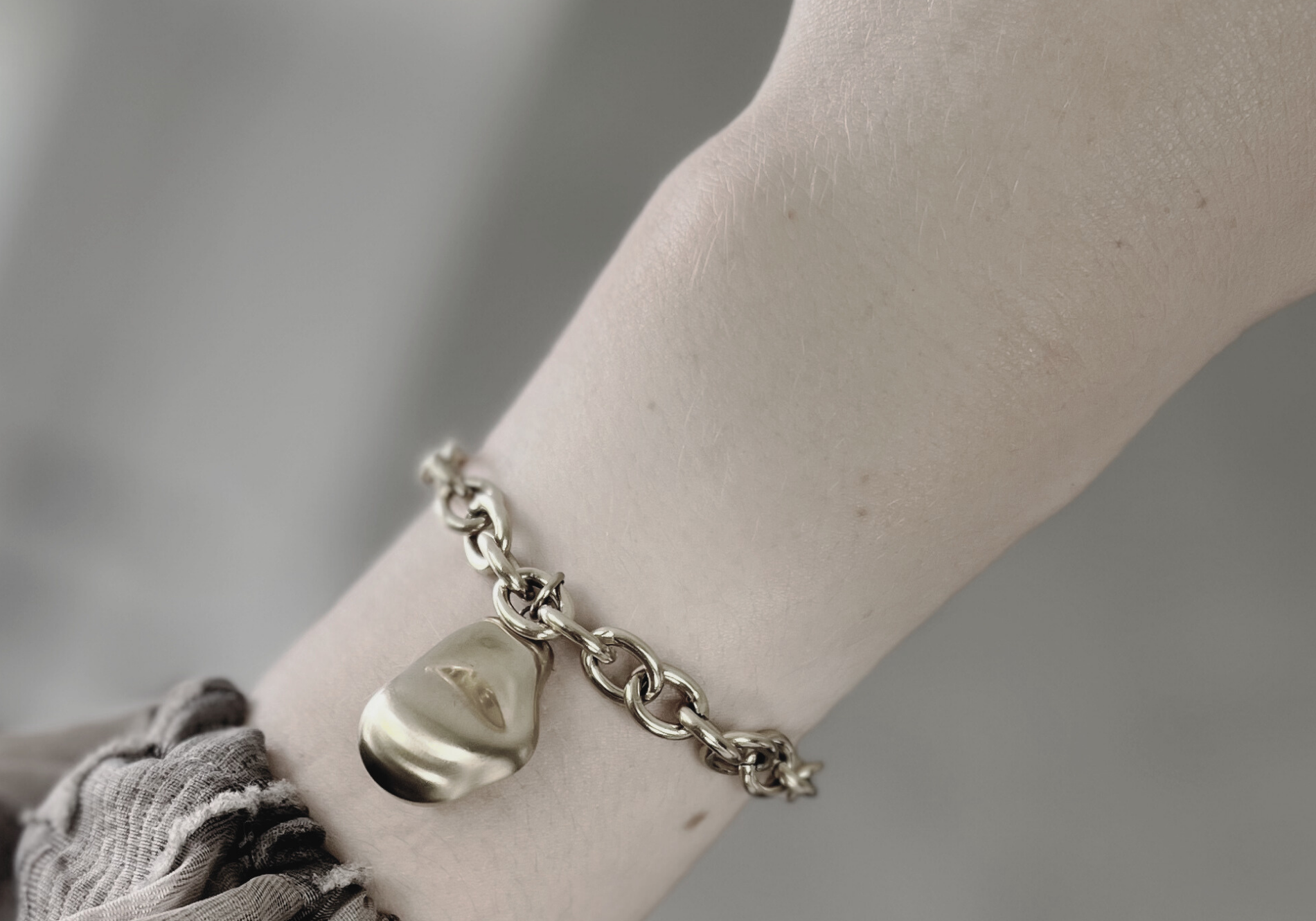 Courage Waterproof  Geborstelde Oganic Statement Ketting Armband Verzilverd, DNSK Kopenhagen
