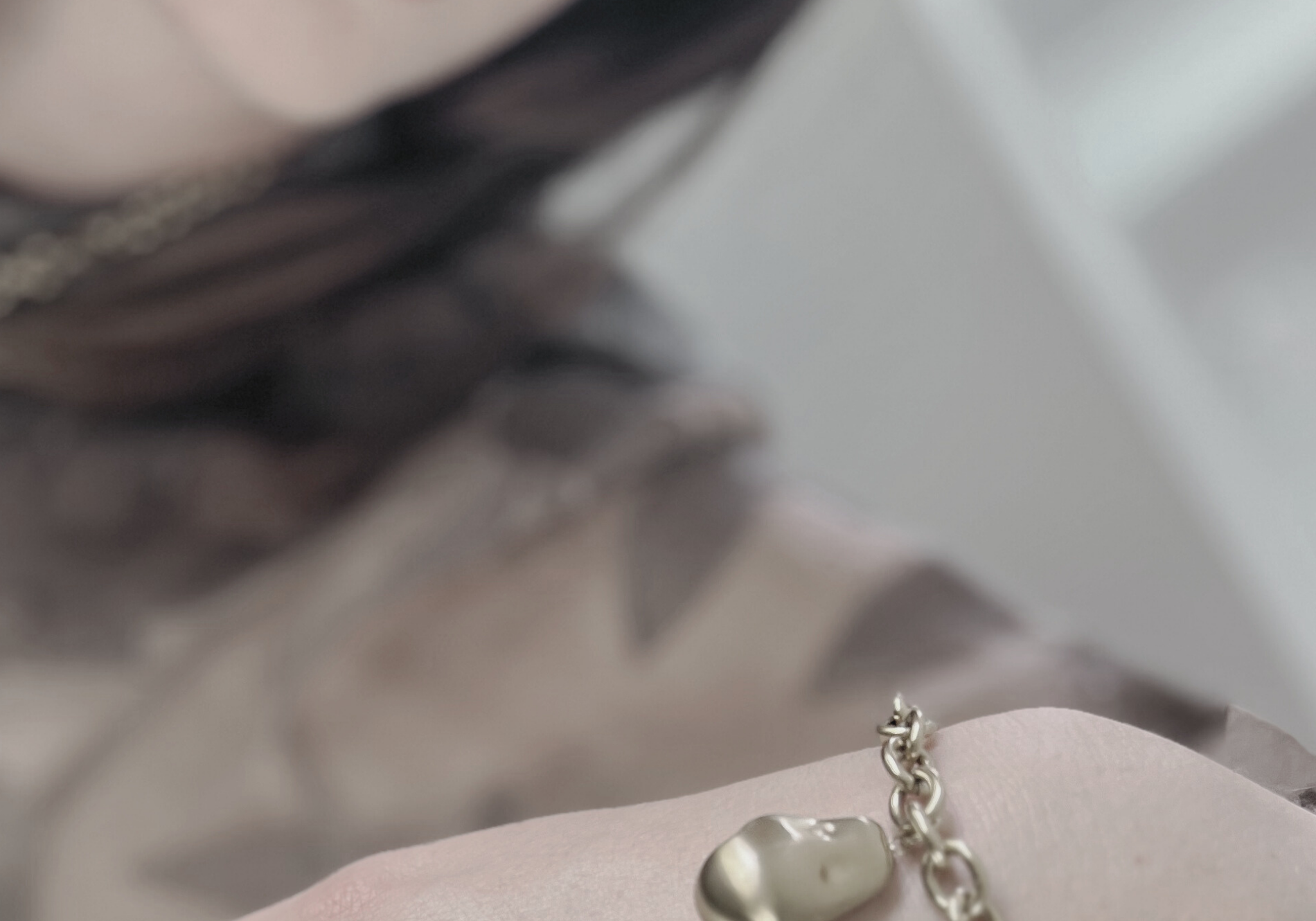 Courage Waterproof  Geborstelde Oganic Statement Ketting Armband Verzilverd, DNSK Kopenhagen