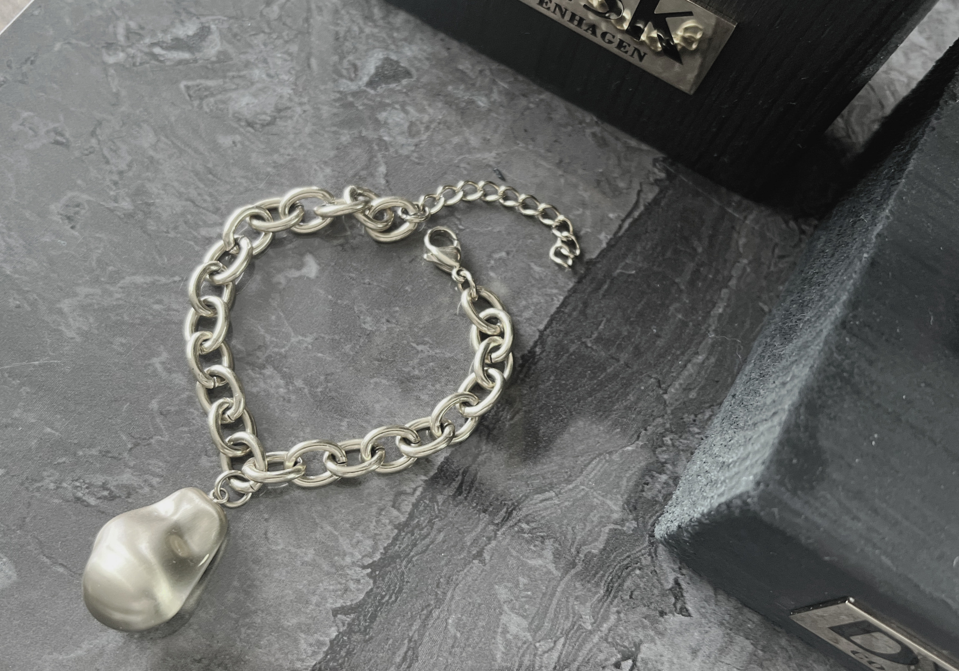 Courage Waterproof  Geborstelde Oganic Statement Ketting Armband Verzilverd, DNSK Kopenhagen