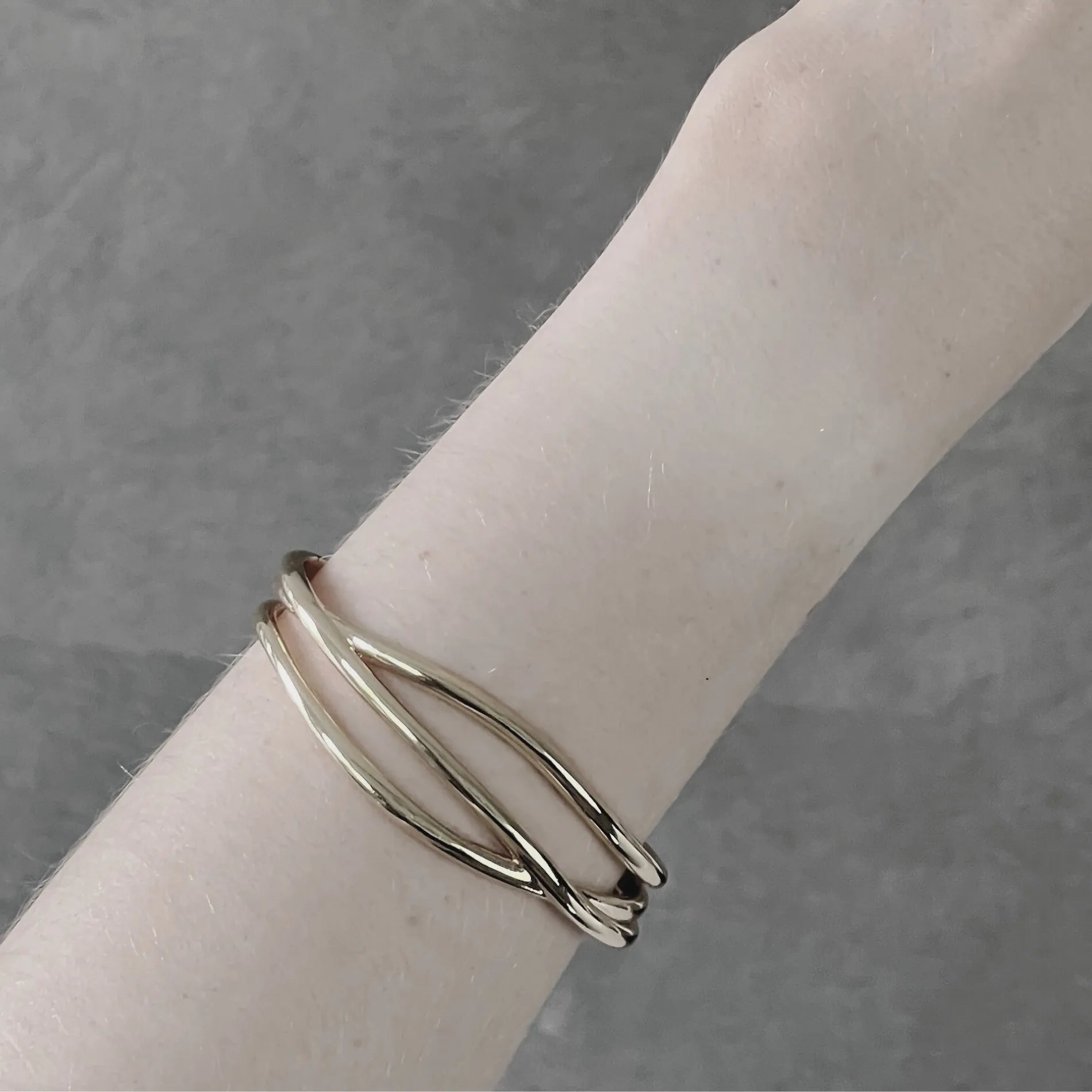 Passion Waterproof 3 String Cuff Bracelet 18K Gold Plating, DNSK Copenhagen