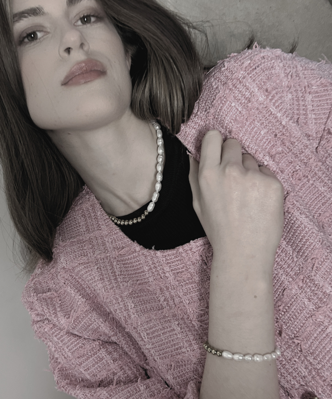 Joy Waterproof Elastic Irregular Freshwater Pearl & Ball  Bracelet 18K Gold Plating, DNSK Copenhagen
