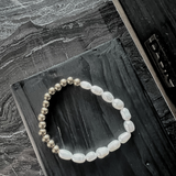 Joy Waterproof Bracelet Elastique Irrégulier Perles et Billes d'Eau Douce Plaqué Or 18K