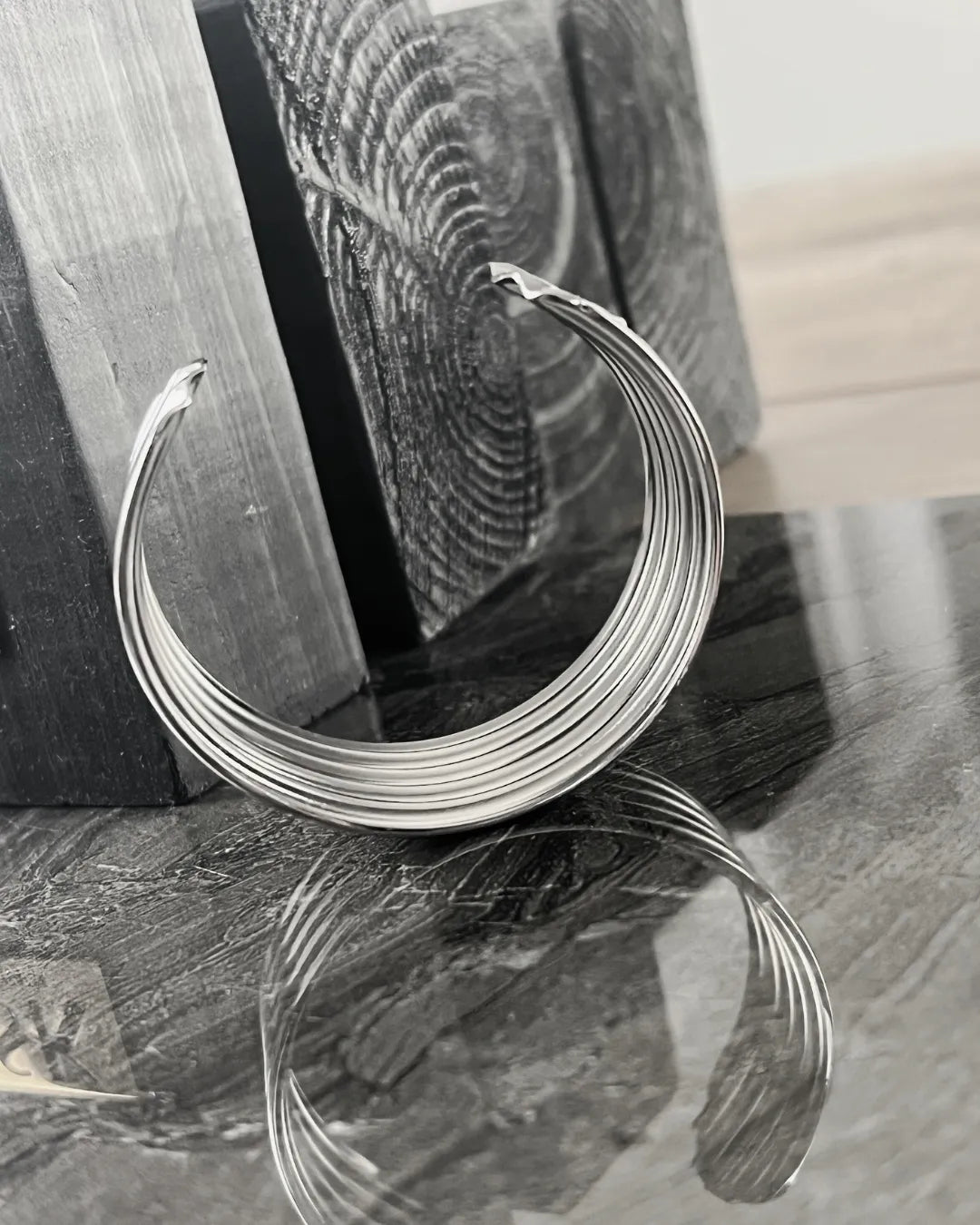 Courage Vandfast Flerrækket Cuff armbånd Armbånd 18K Guldbelagt Plating, DNSK Copenhagen