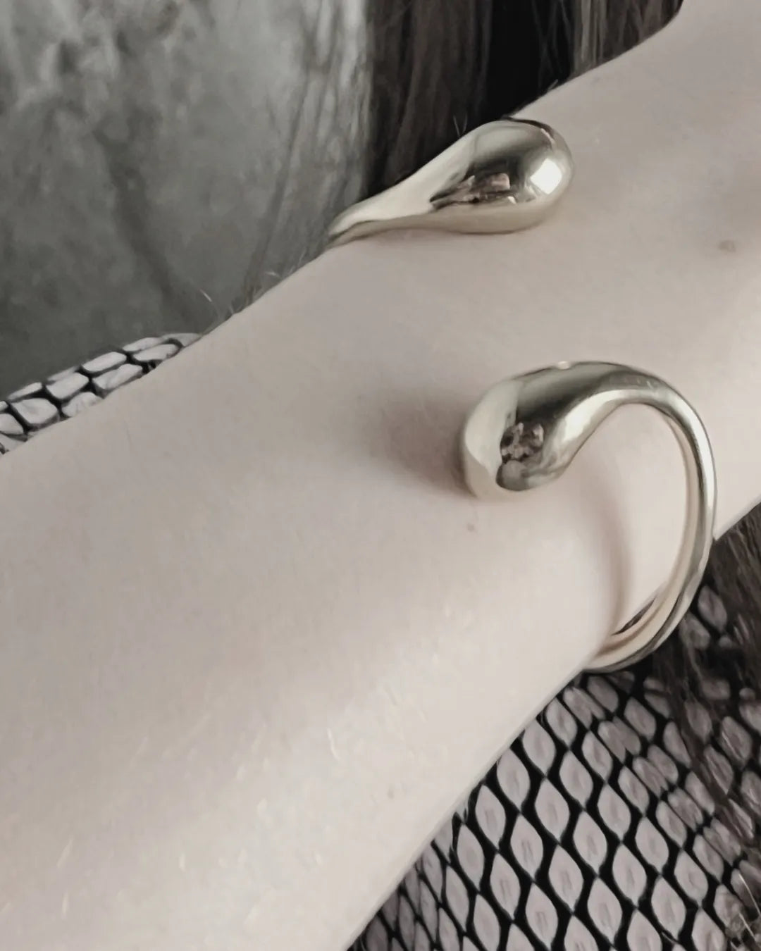 Passion Waterproof Drop Cuff Bracelet Silver Plating, DNSK Copenhagen