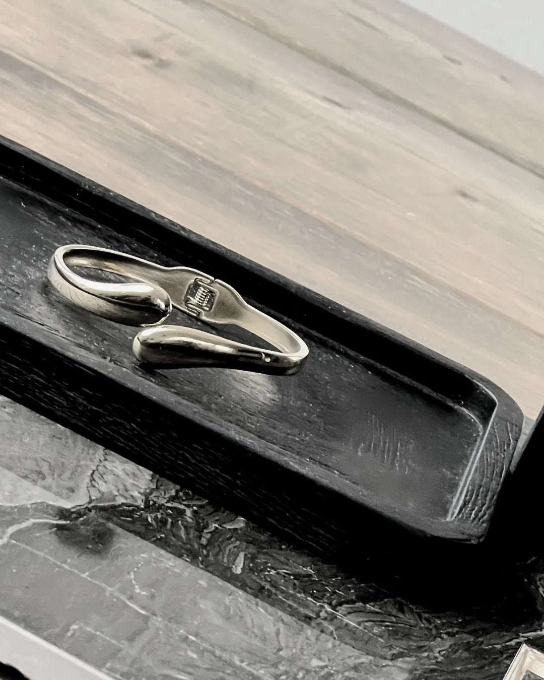 Passion Waterproof Drop Cuff Bracelet 18K Gold Plating Plating, DNSK Copenhagen