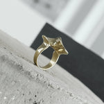 Bijoux scandinaves minimalistes I ADN nordique depuis 1971 I Dansk Copenhagen