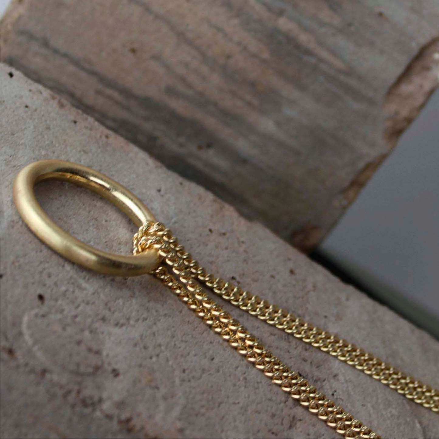 Tula Short Chunky Ring Necklace Gold Plating I Dansk Copenhagen