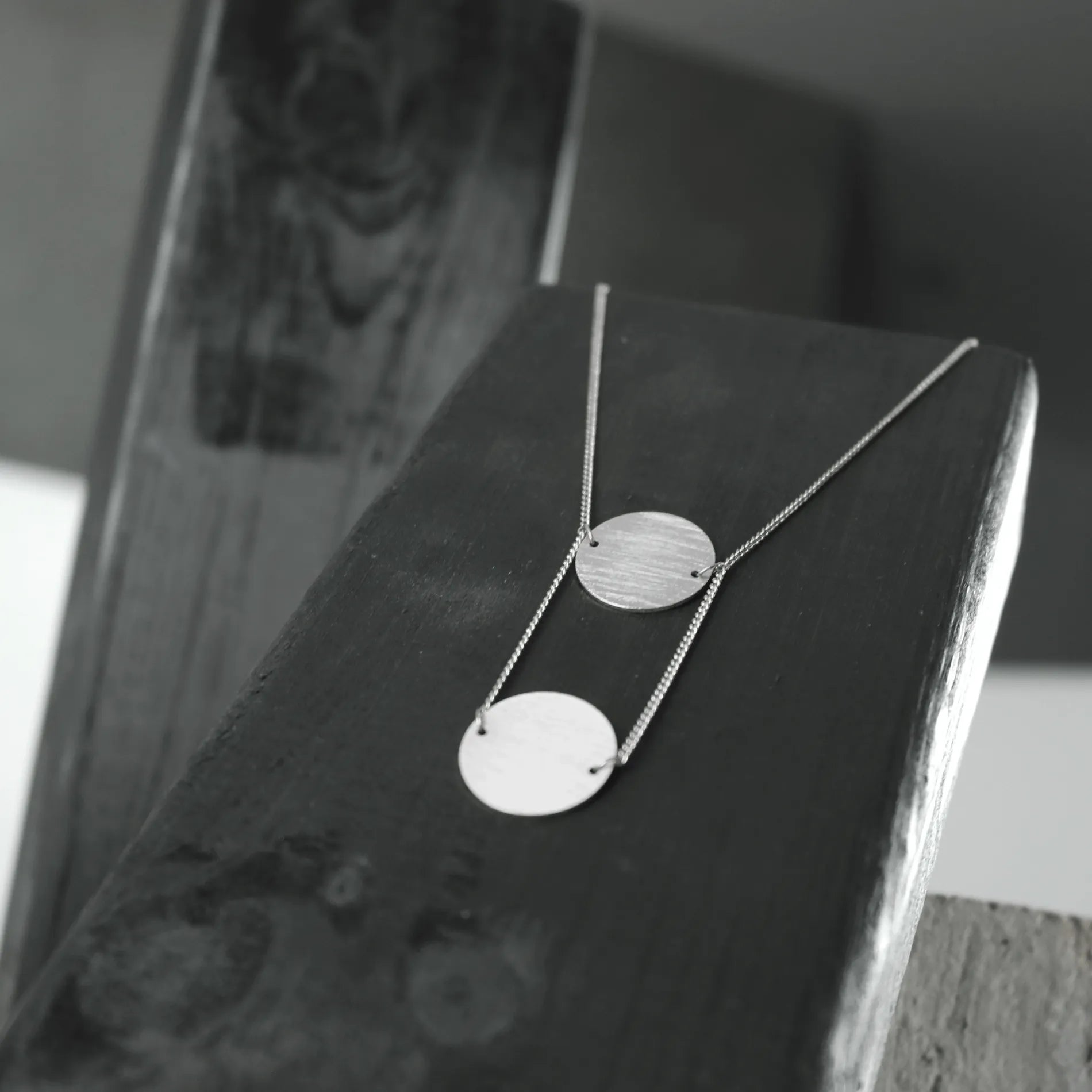 Diseño de joyería minimalista escandinava I ADN nórdico desde 1971 I Dansk Copenhagen