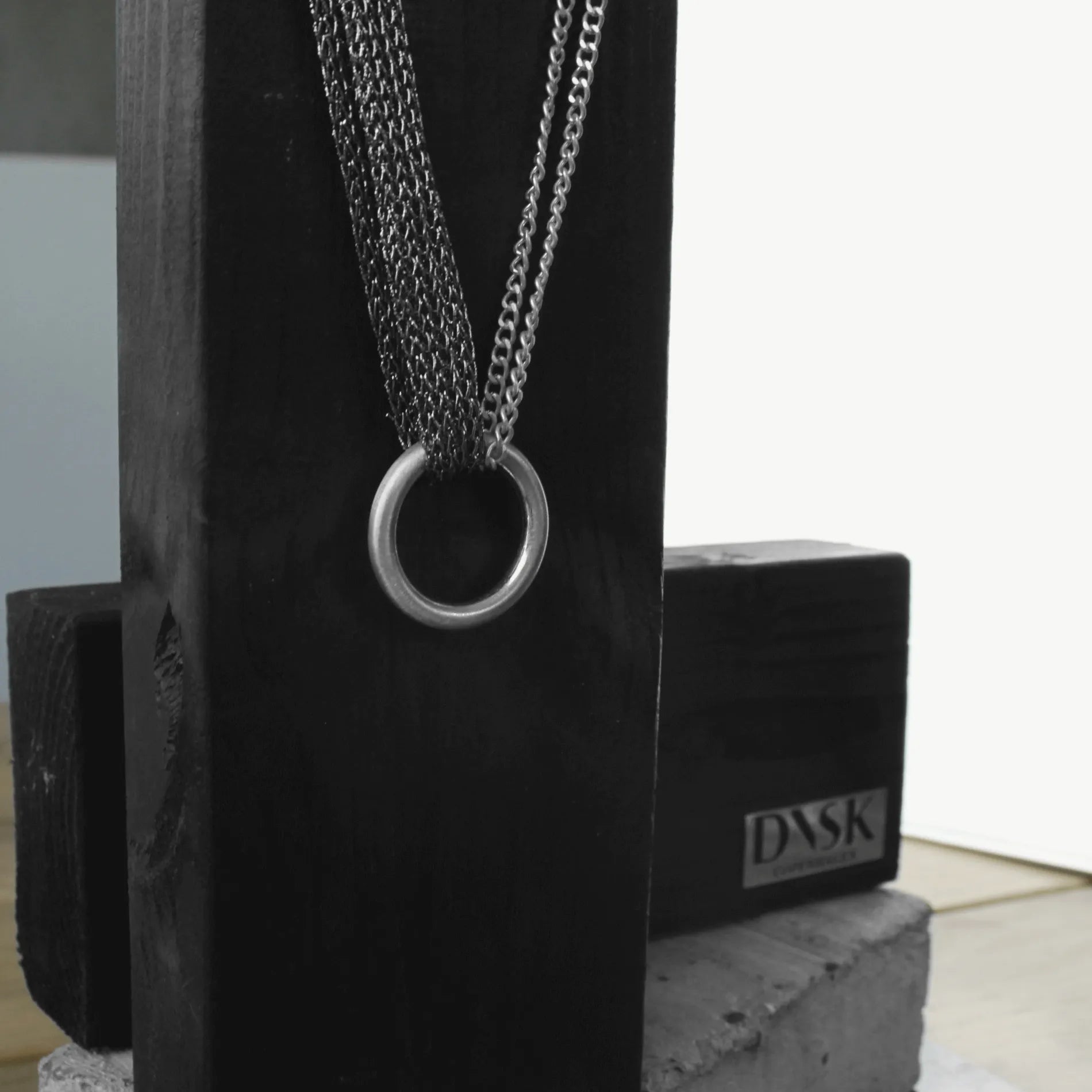 Anastazia IN:STORE Knittet Mega Ring Necklace Silver PlatingDNSK Copenhagen