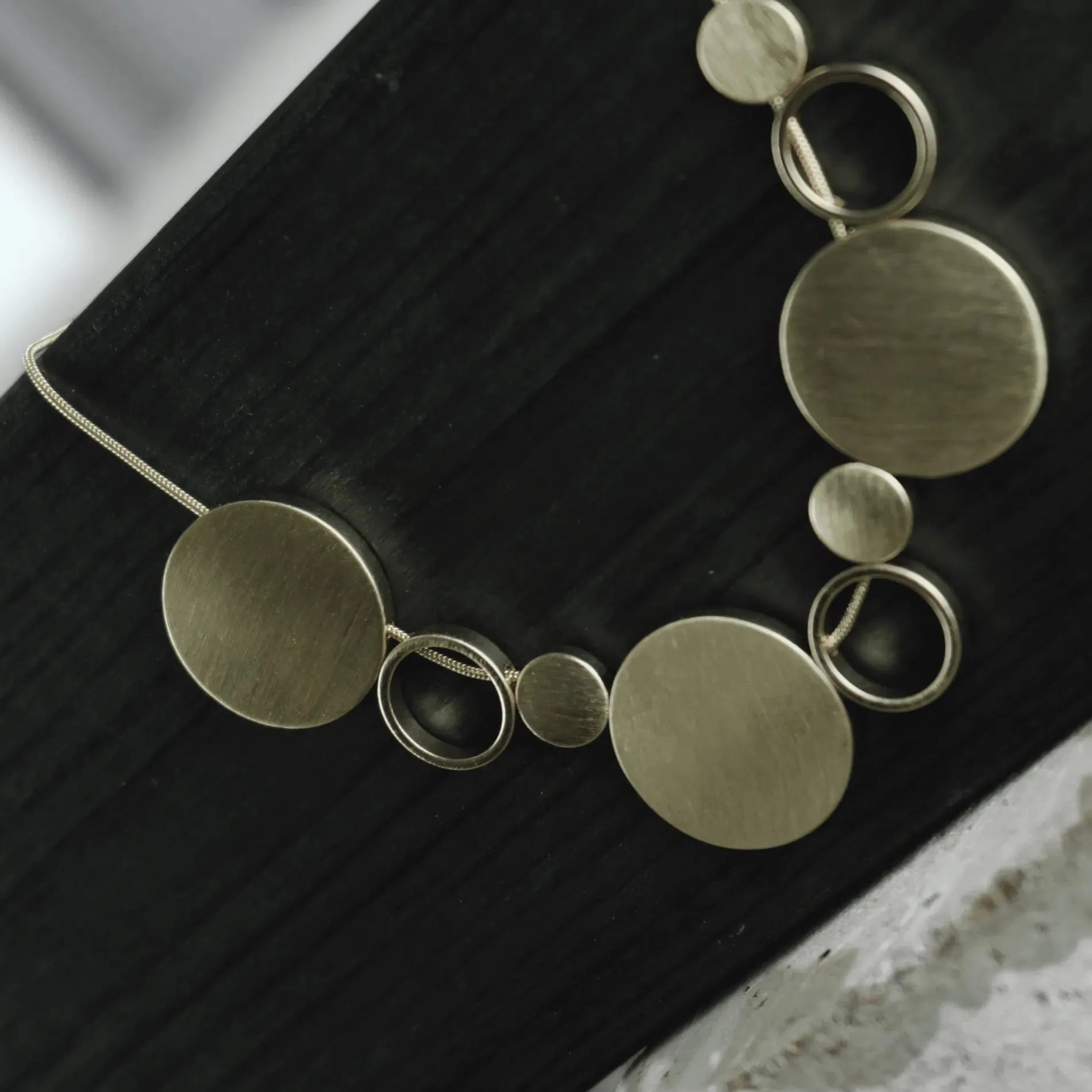 Diseño de joyería minimalista escandinava I ADN nórdico desde 1971 I Dansk Copenhagen