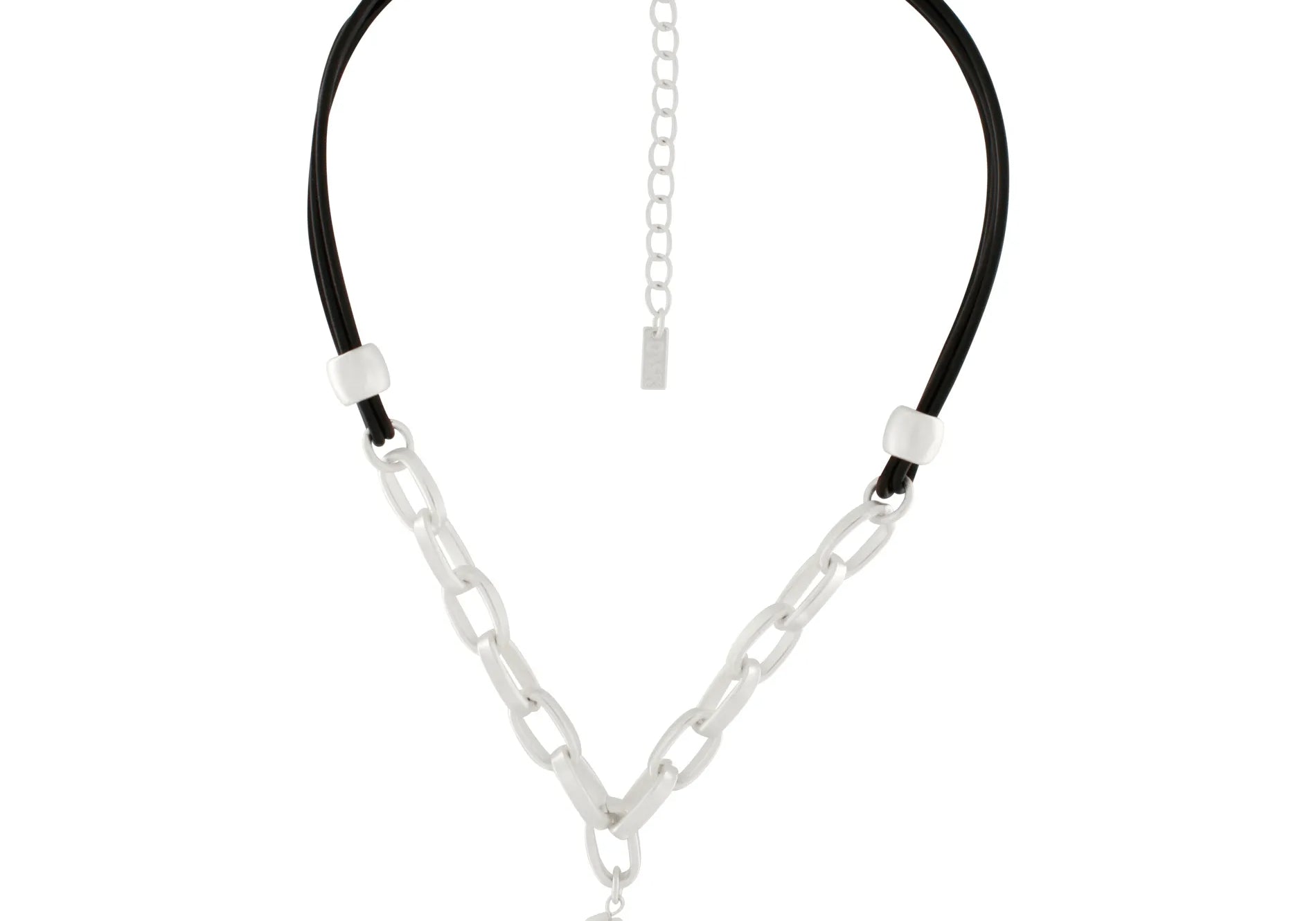 Scandinavian Minimalist Jewellery Design I Nordic DNA Since 1971 I Dansk Copenhagen