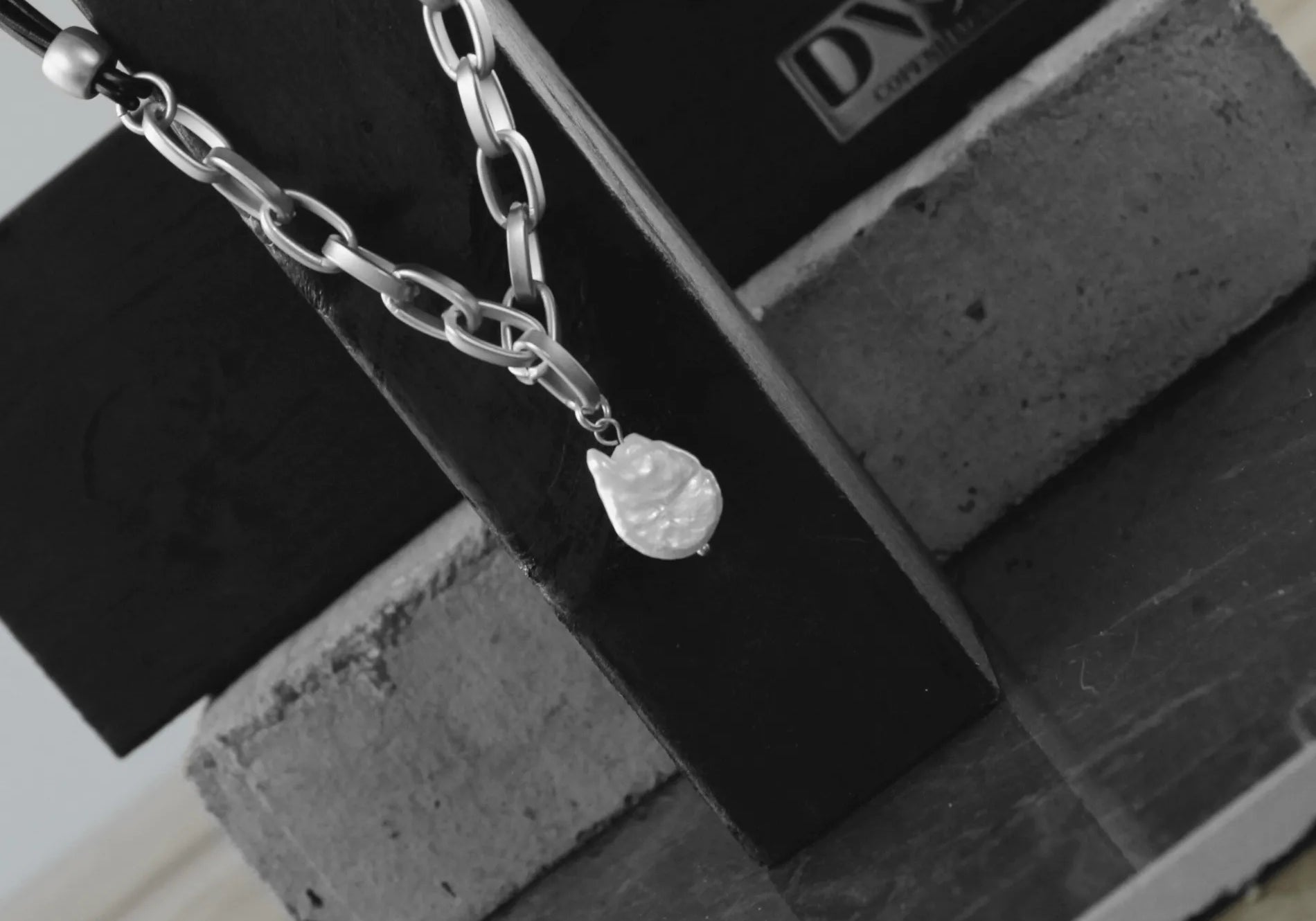 Scandinavian Minimalist Jewellery Design I Nordic DNA Since 1971 I Dansk Copenhagen