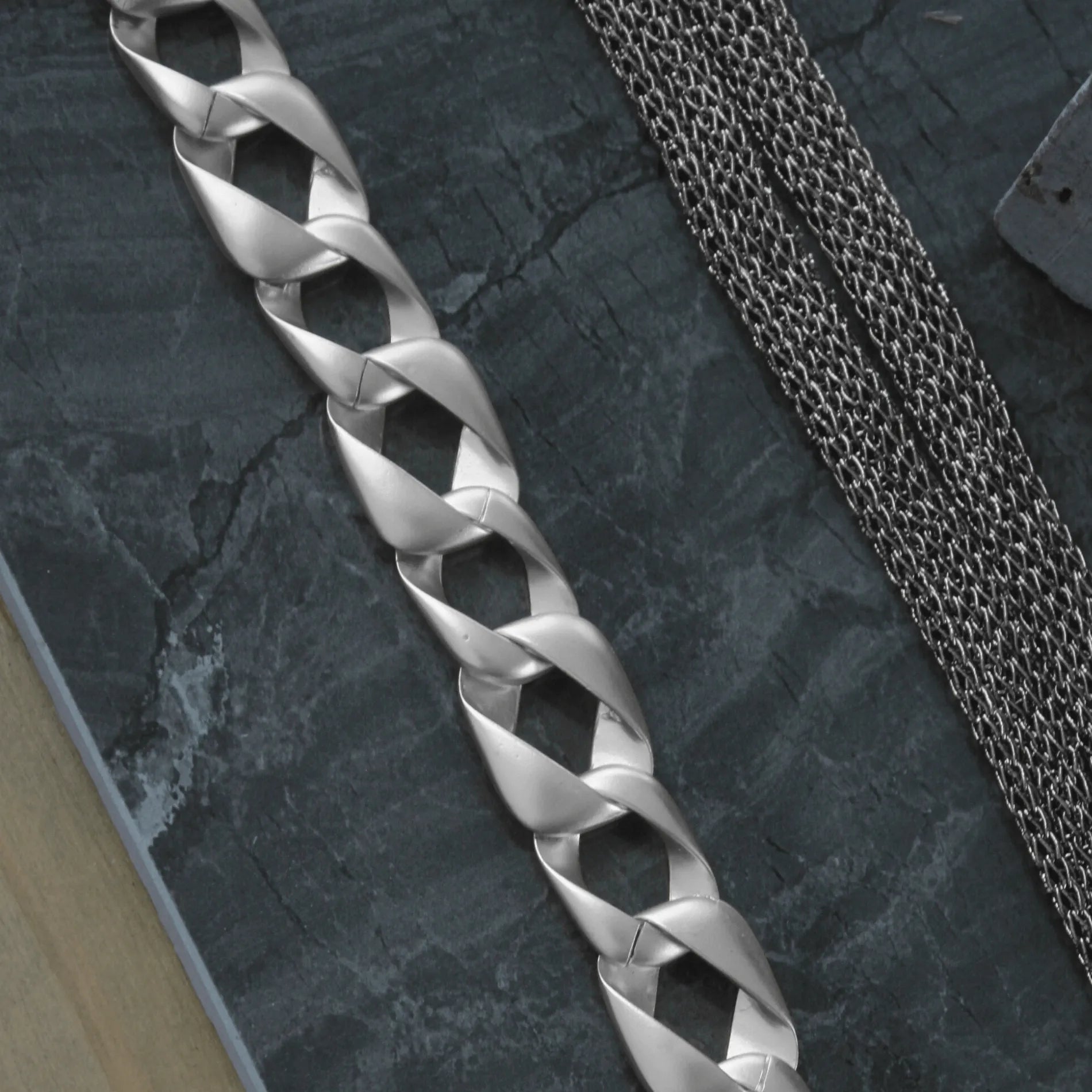 Scandinavian Minimalist Jewellery Design I Nordic DNA Since 1971 I Dansk Copenhagen