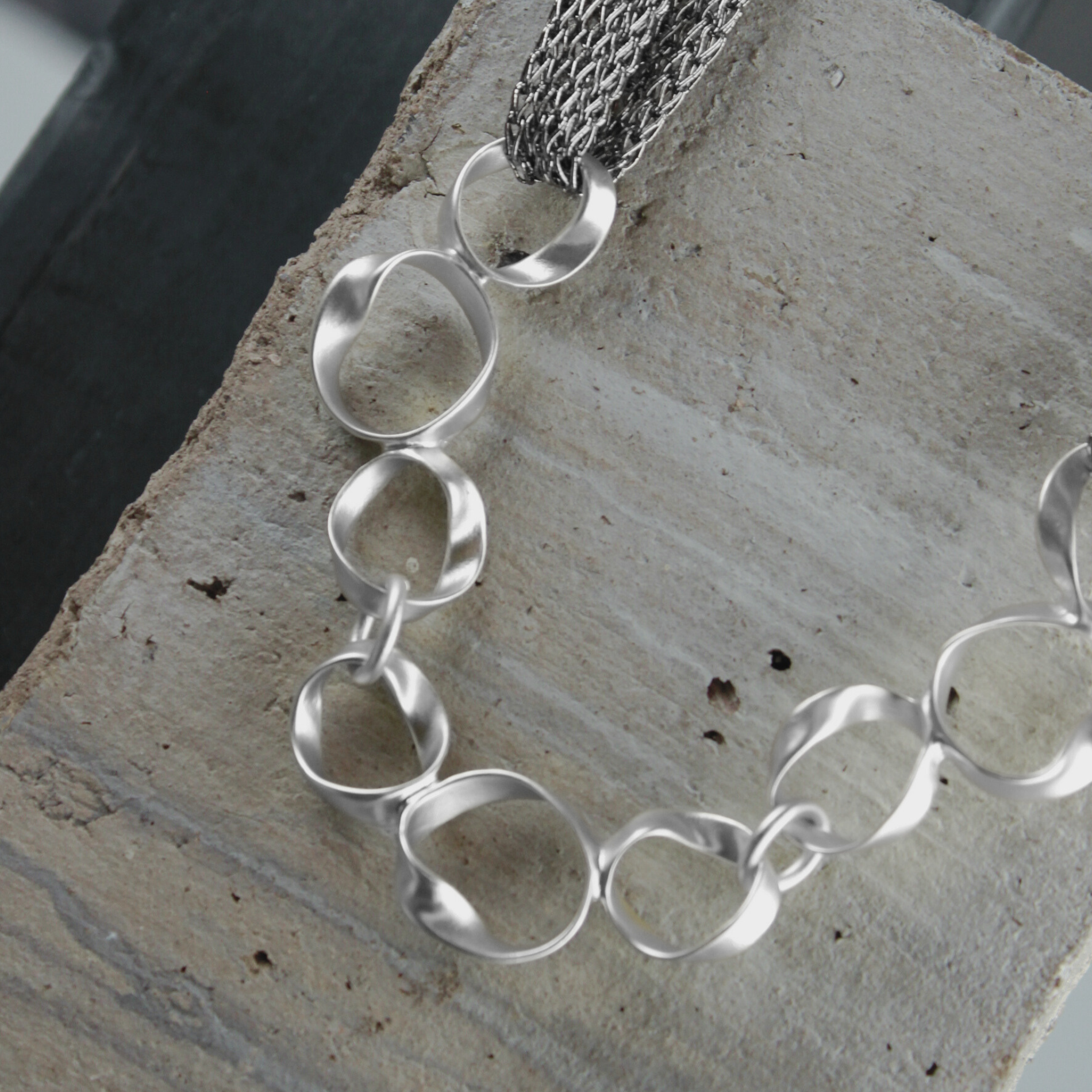 Anastazia IN:STORE Short Knittet Fluid Necklace Silver Plating, DNSK Copenhagen