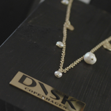 Audrey IN:STORE Korte Stip & Multi Parel Ketting Verguld