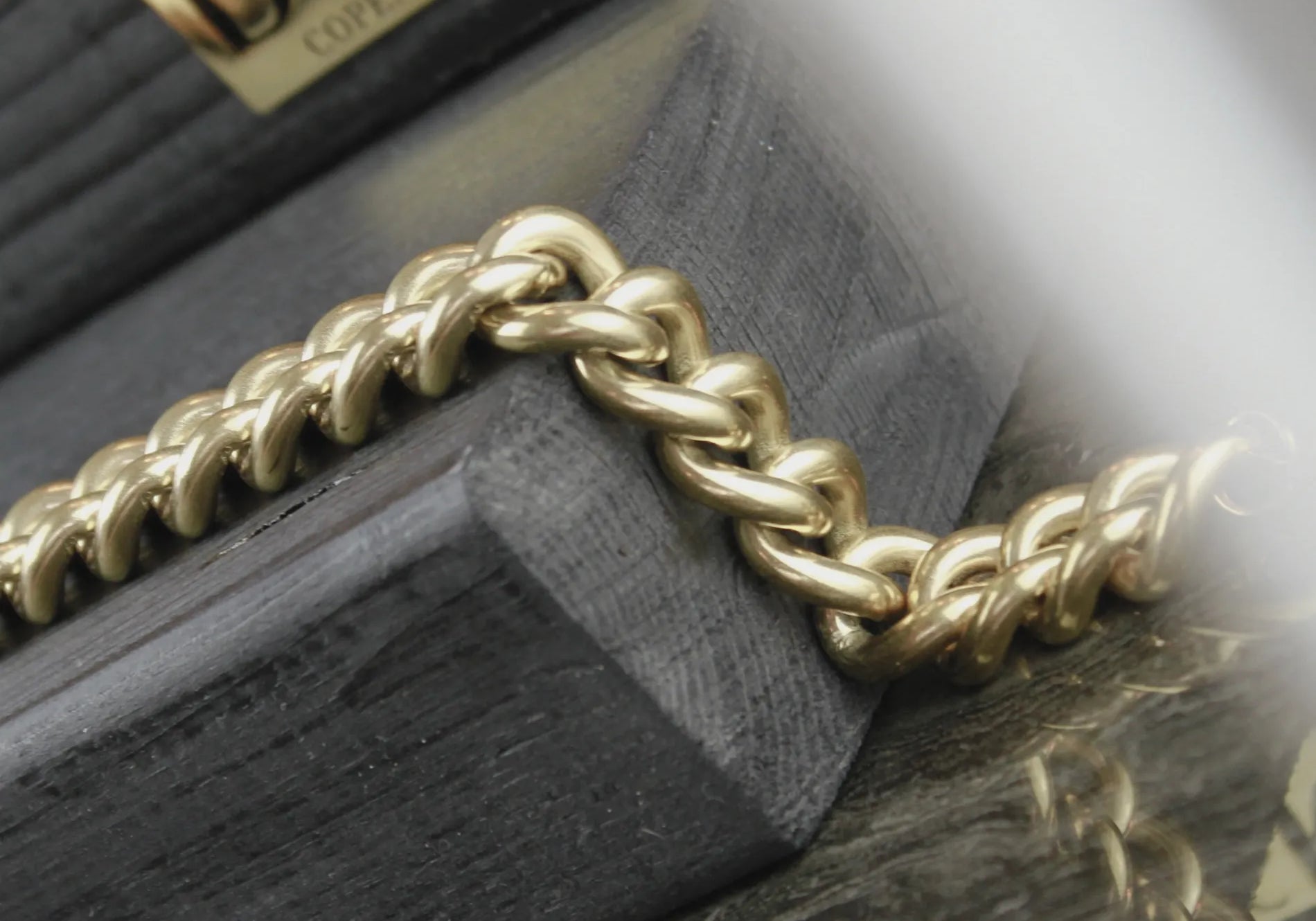 Courage Waterproof Mega Chunky Panzer Necklace Gold Plating, Dansk Copenhagen