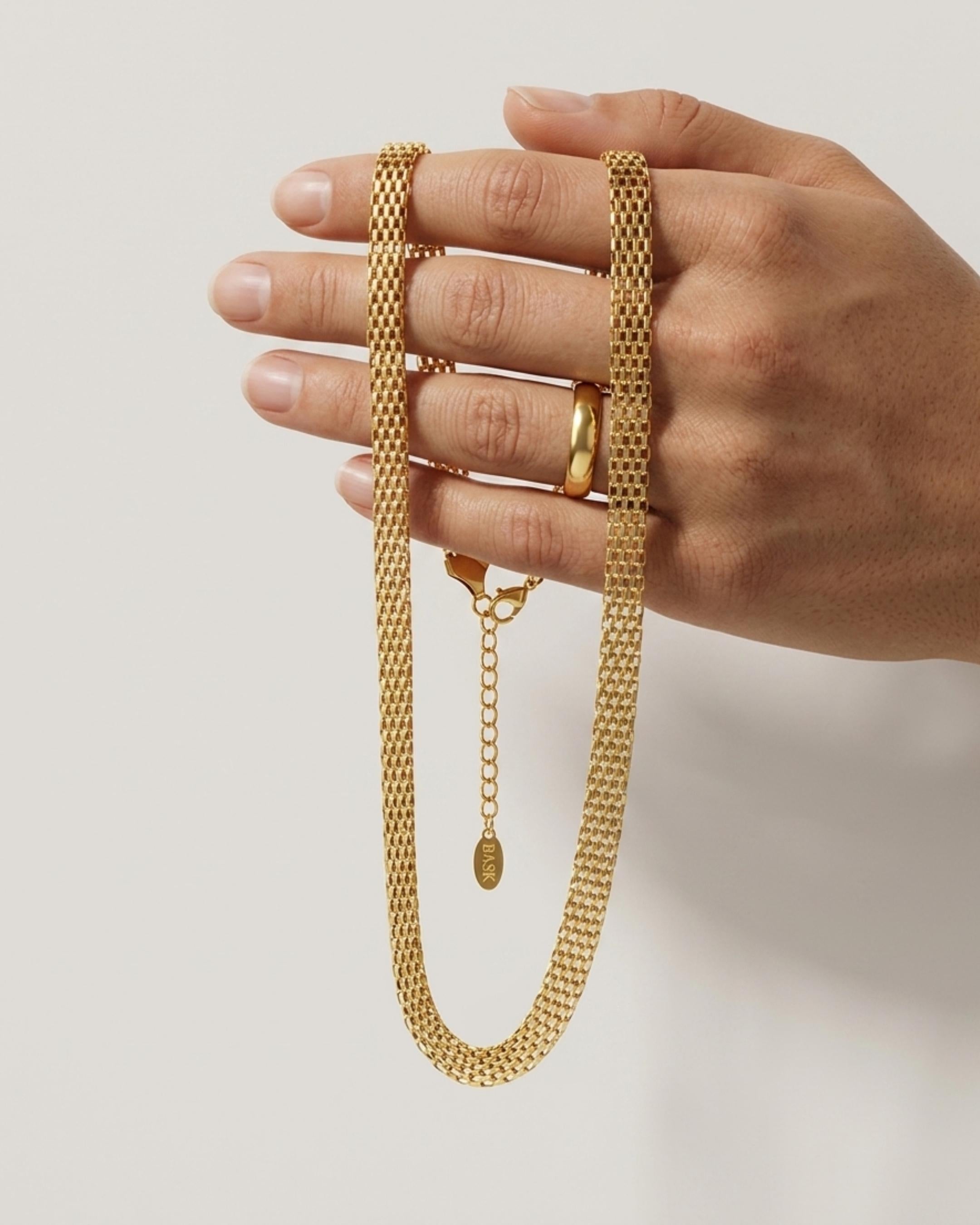 Passion Waterproof Short Vintage Necklace 18K Gold Plating