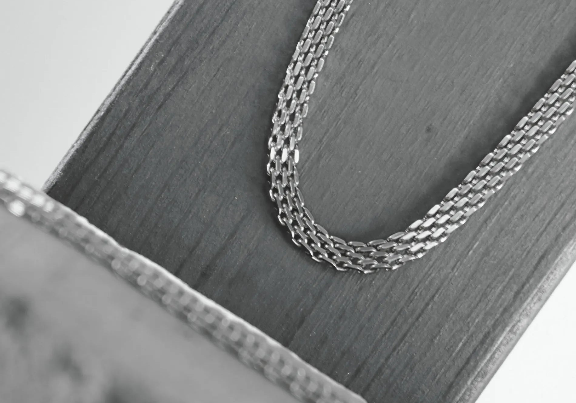 Scandinavian Minimalist Jewellery Design I Nordic DNA Since 1971 I Dansk Copenhagen