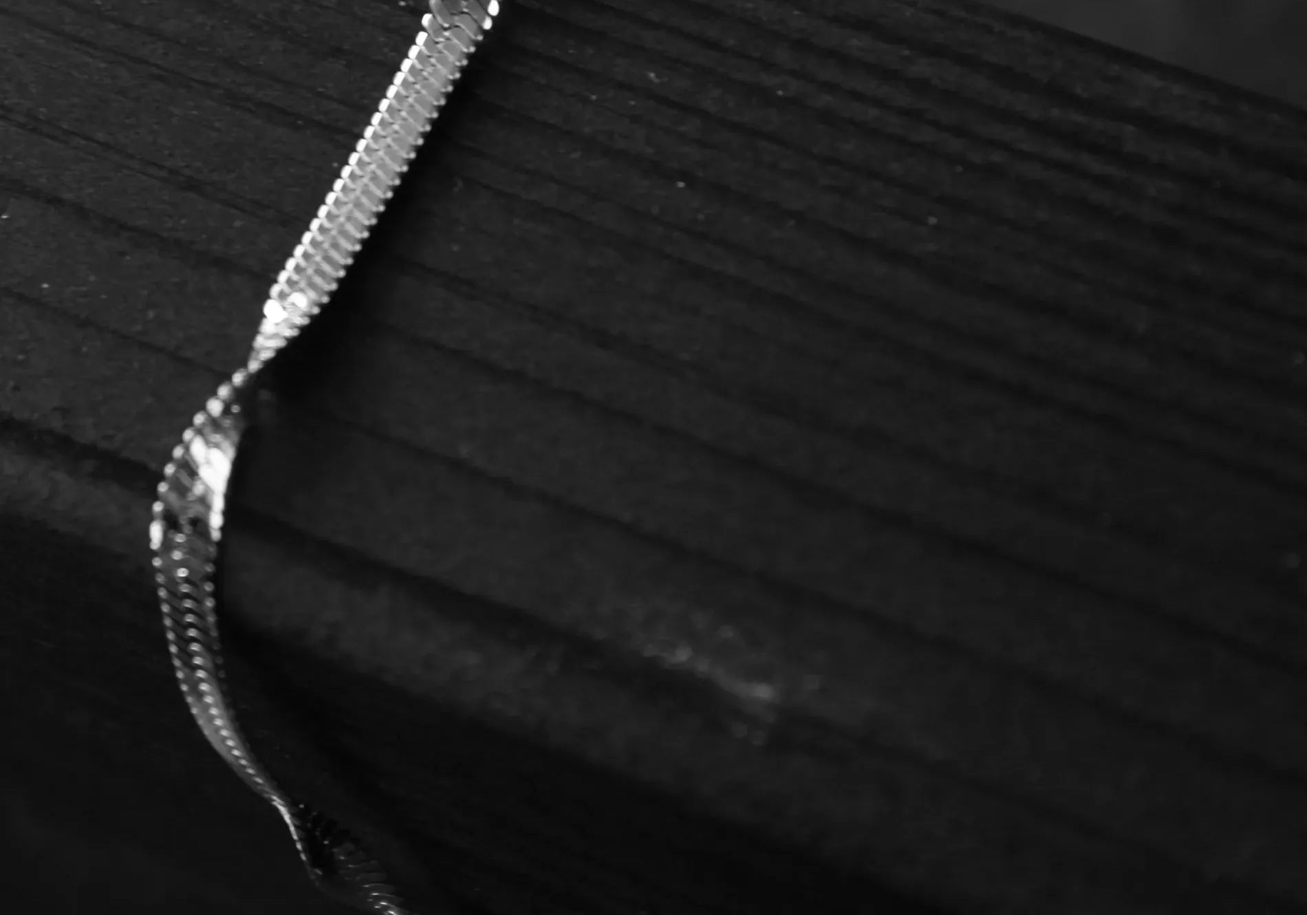 Passion Waterproof Torsadé 2mm Herringbone Collier Plaqué Argent, {{6cbe4f0c537a4acfbdd158d12a41423}}
