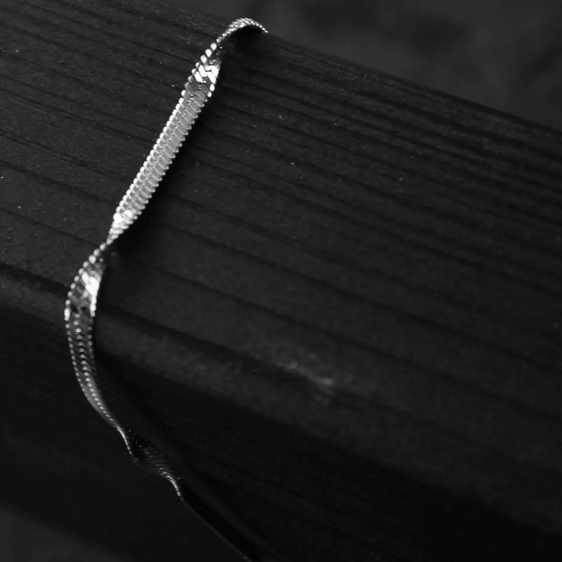 Passion Waterproof Twisted 2mm Herringbone Necklace Silver Plating, Dansk Copenhagen