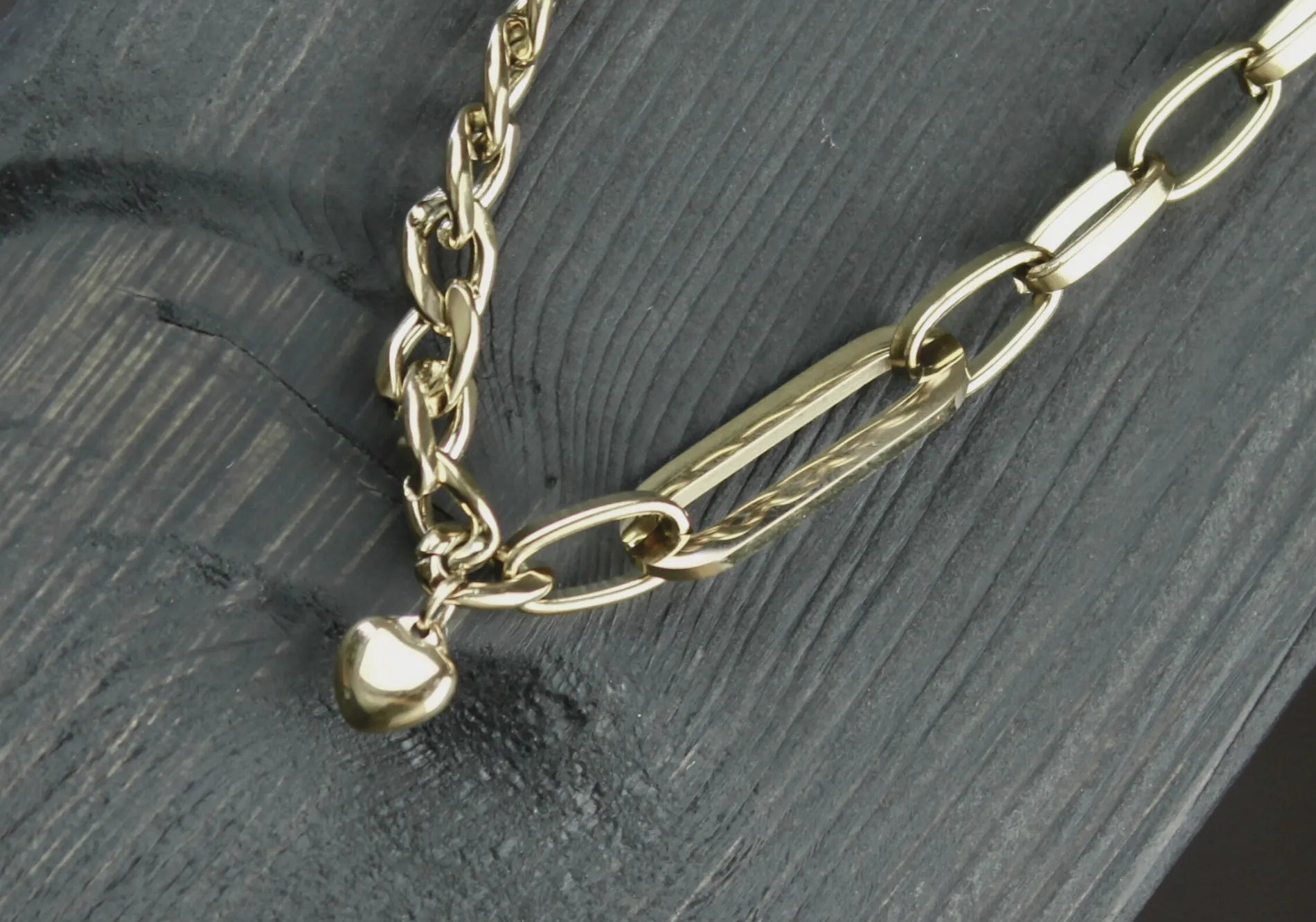 Courage Waterproof T-Bar Heart Necklace 18K Gold Plating, Dansk Copenhagen