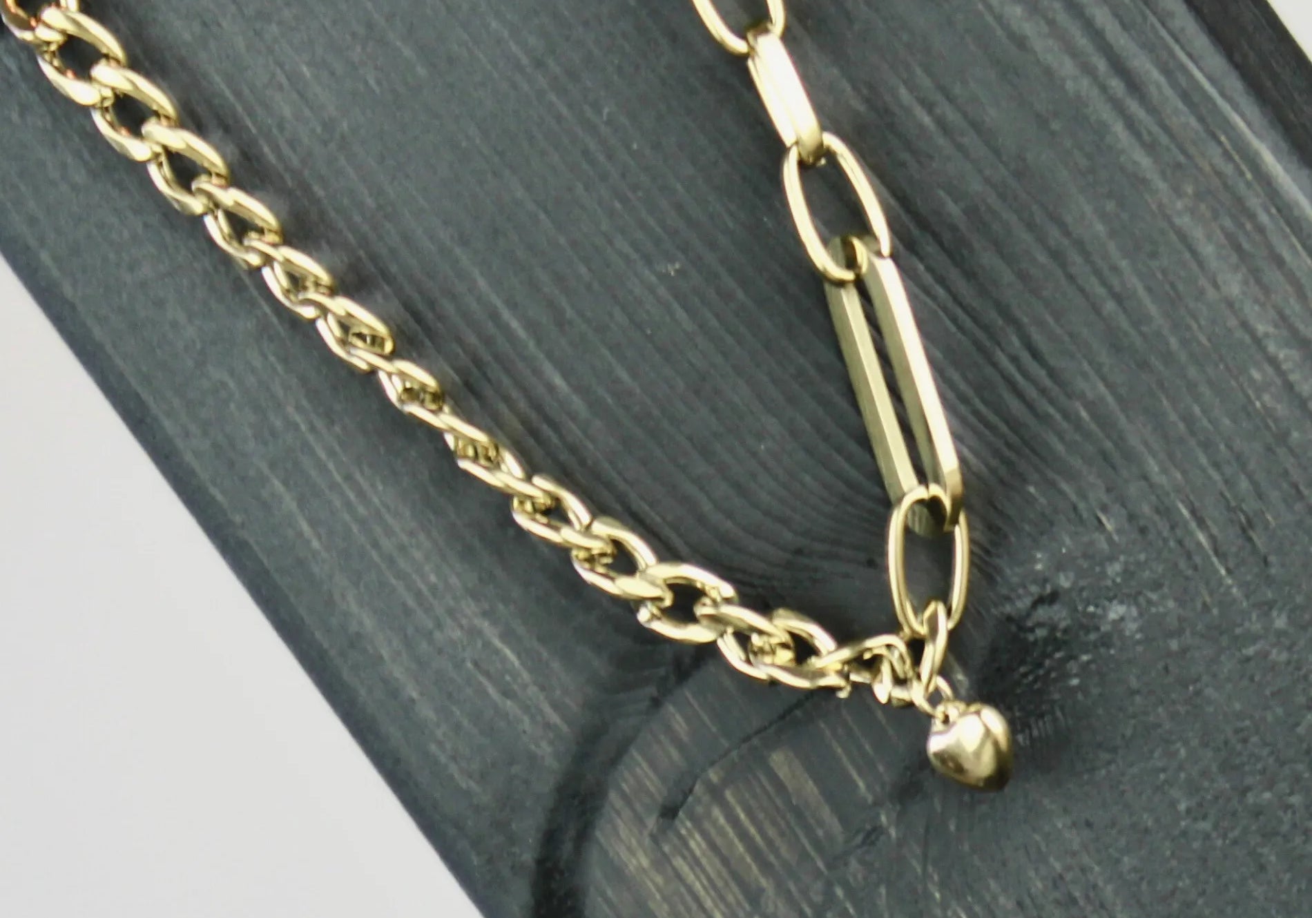 Courage Waterproof T-Bar Heart Necklace 18K Gold Plating, Dansk Copenhagen