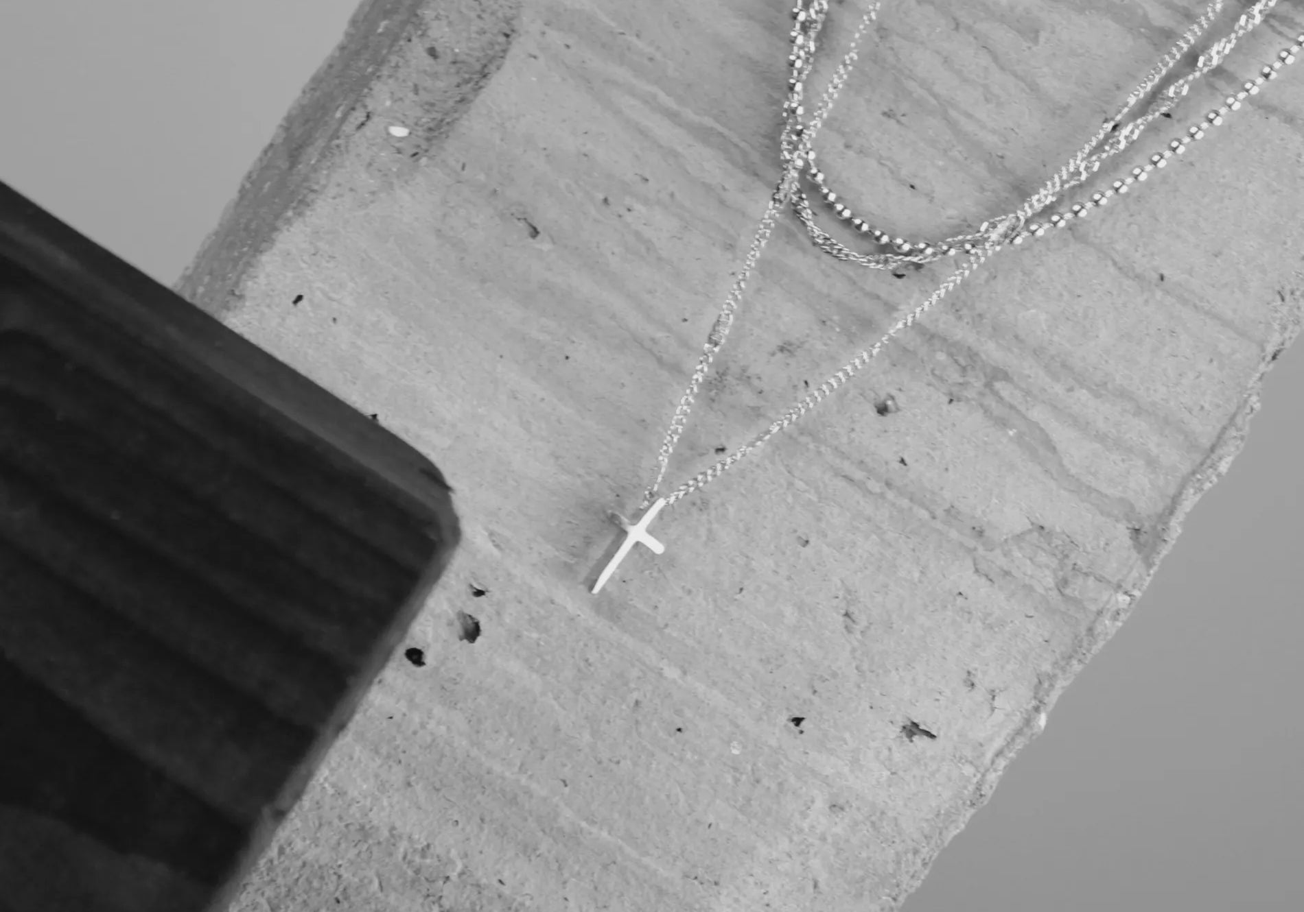 Love Waterproof Short Pre-layered Cross Necklace Silver Plating, Dansk Copenhagen