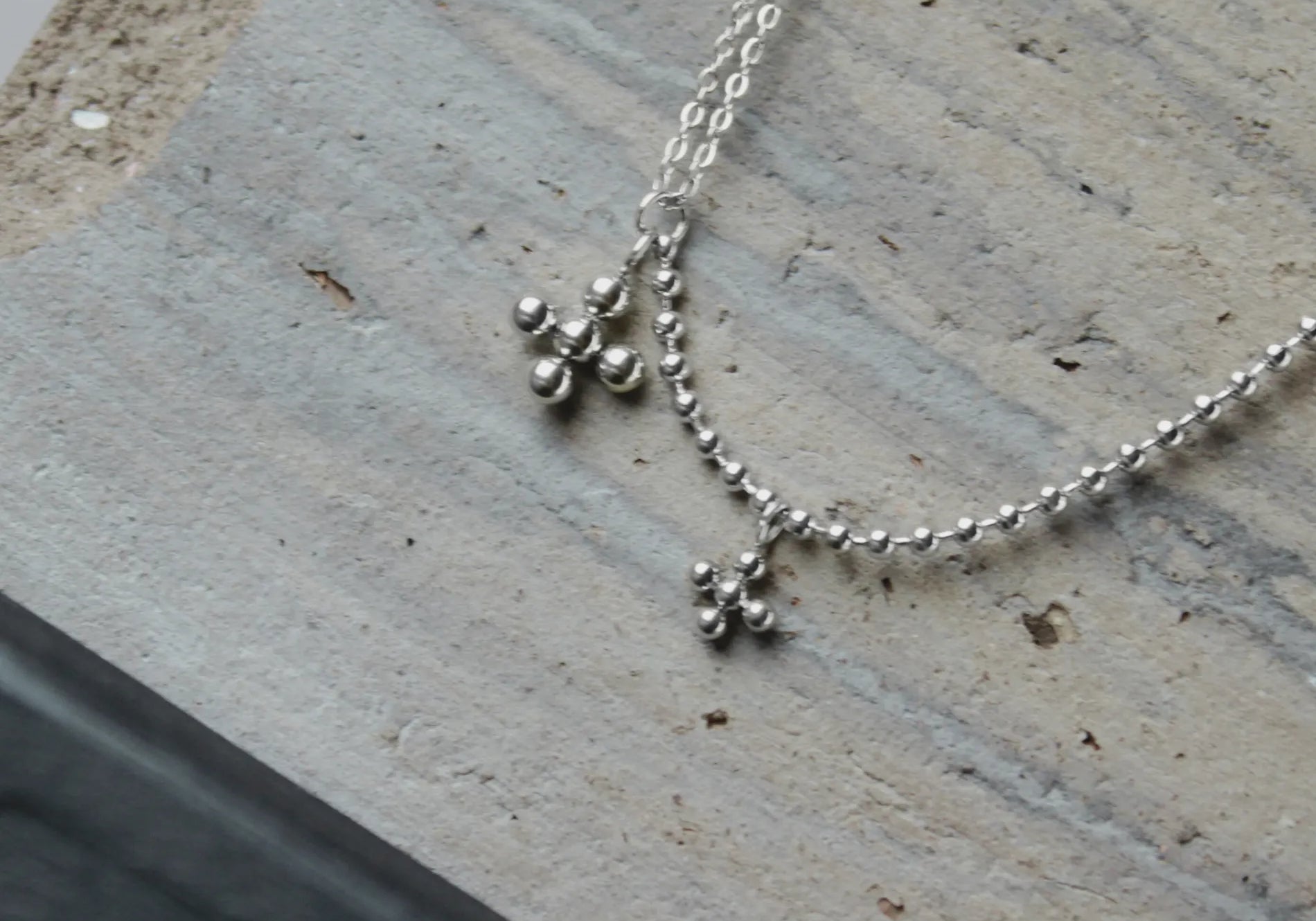 Love Waterproof Short Dot Cross Necklace Silver Plating, Dansk Copenhagen
