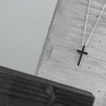 Love Waterproof Short Cross Necklace Silver Plating -DNSK Copenhagen