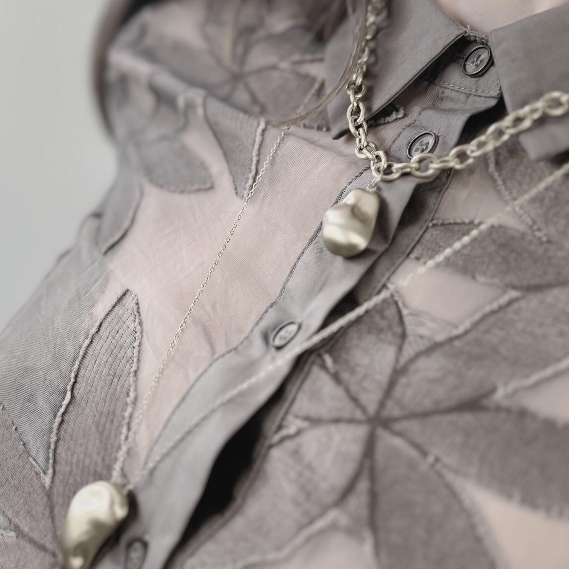 Courage Waterproof Long Brushed Organic Necklace 18K Gold Plating, DNSK Copenhagen