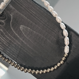 Joy Waterproof Collier court de perles d'eau douce irrégulières et boules plaqué or 18K