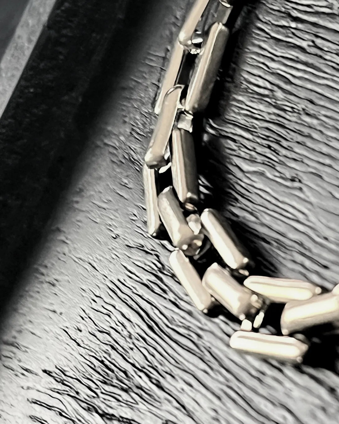 Passion Waterproof Square Link Necklace 18K Gold Plating, DNSK Copenhagen