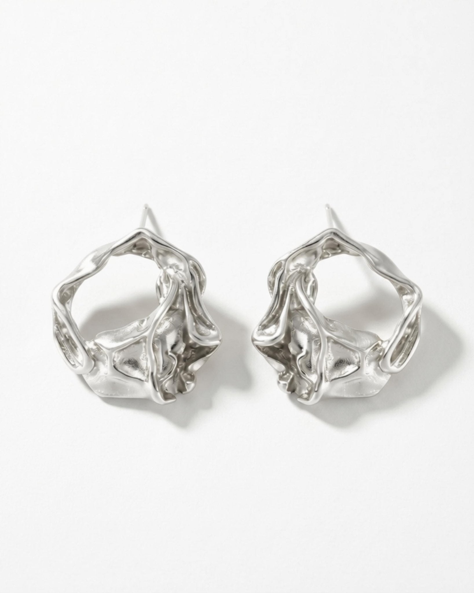 Courage Waterproof Open Circle Post Earring Silver Plating - DANSK Copenhagen
