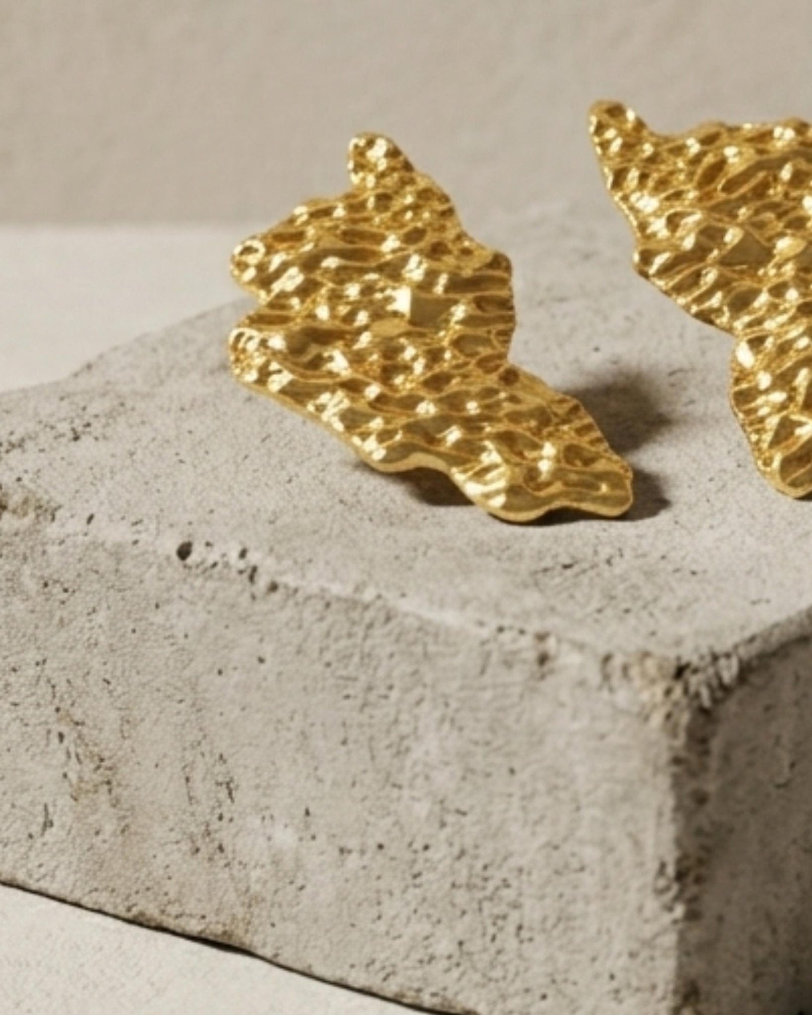 Courage Waterproof Triangle Statement Earring 18K Gold Plating - DANSK Copenhagen