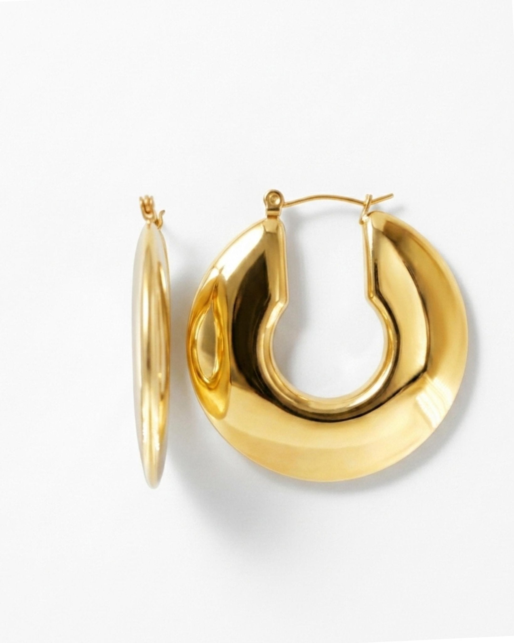 Courage Waterproof U-Turn Statement Earring 18K Gold Plating - DANSK Copenhagen