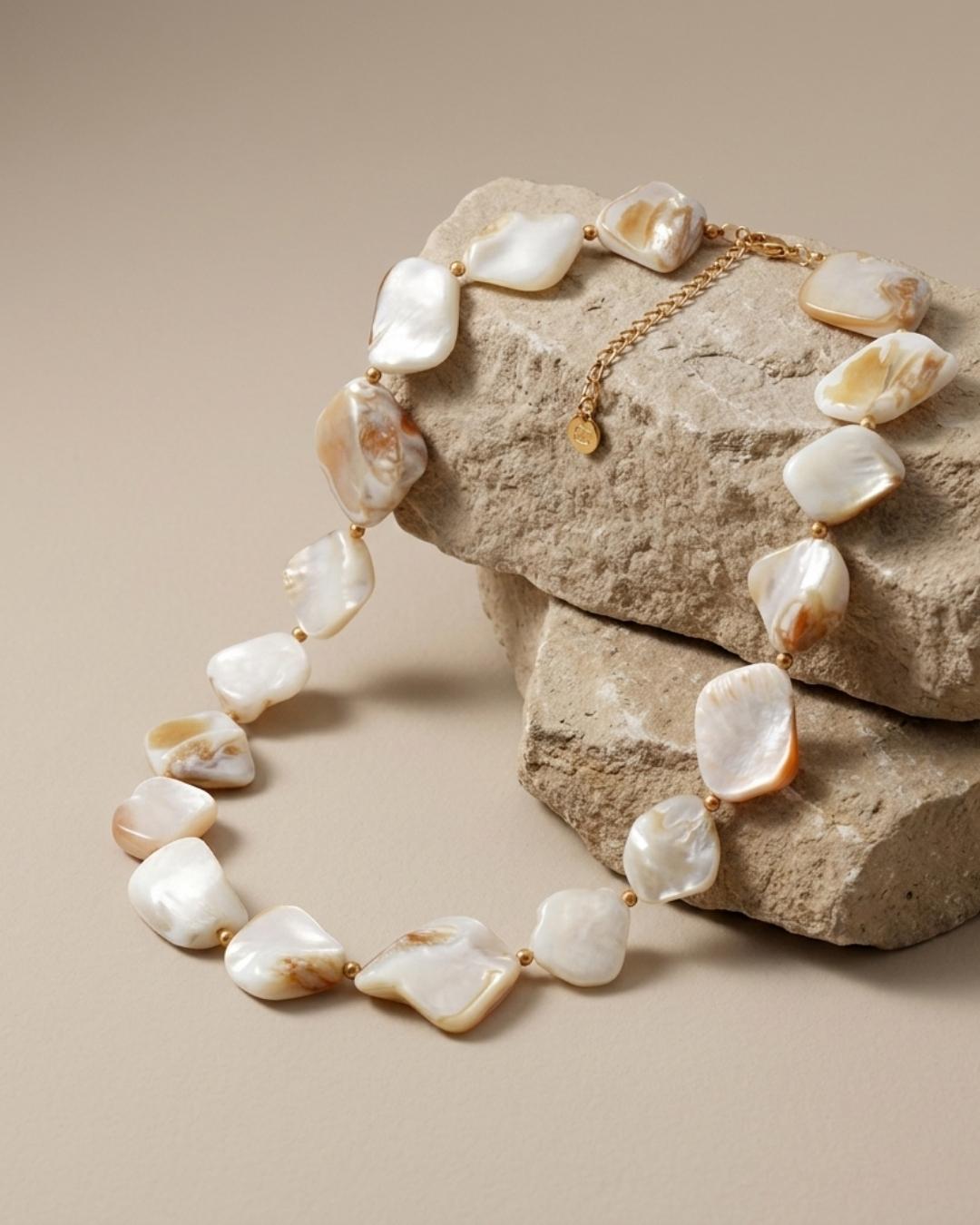 Joy Waterproof Short Natural Shell Necklace 18K Gold Plating - DANSK Copenhagen