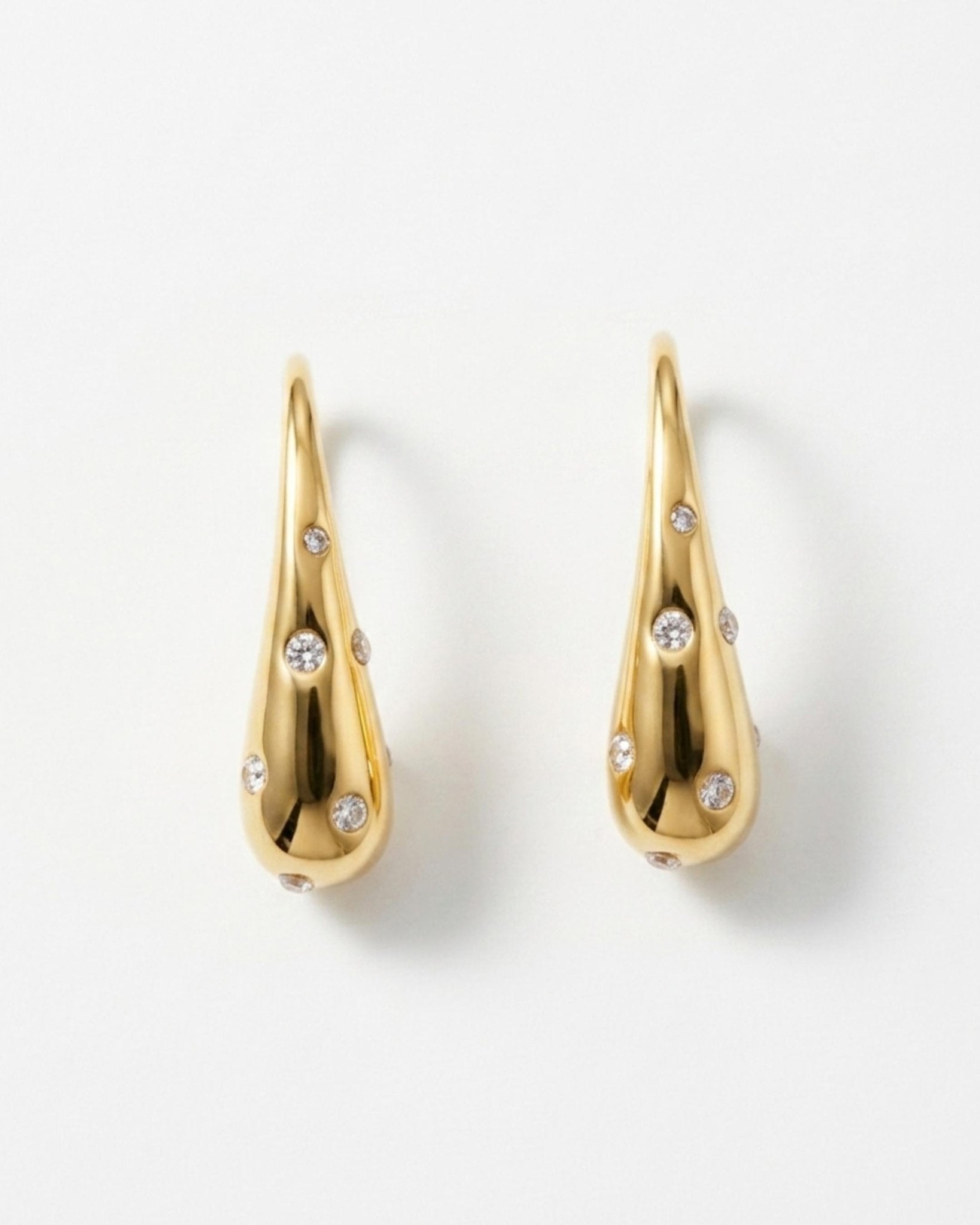 Joy Waterproof Slim Paisley CZ Earring 18K Gold Plating - DANSK Copenhagen