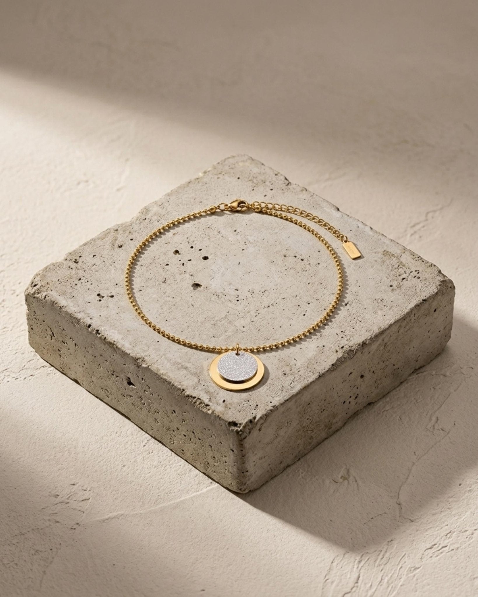 LIV Waterproof 18K Gold Plated Duo Tone Necklace – Adjustable Chain & Brushed/Sanded Stainless Steel - DANSK Copenhagen