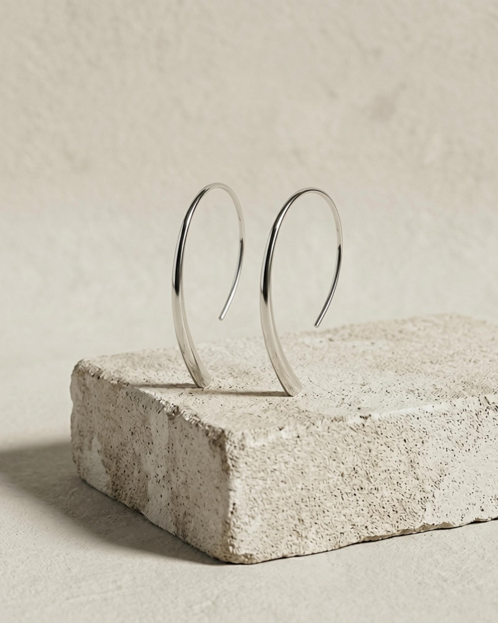 Passion Waterproof Simple Hoop Earring Silver Plating - DANSK Copenhagen