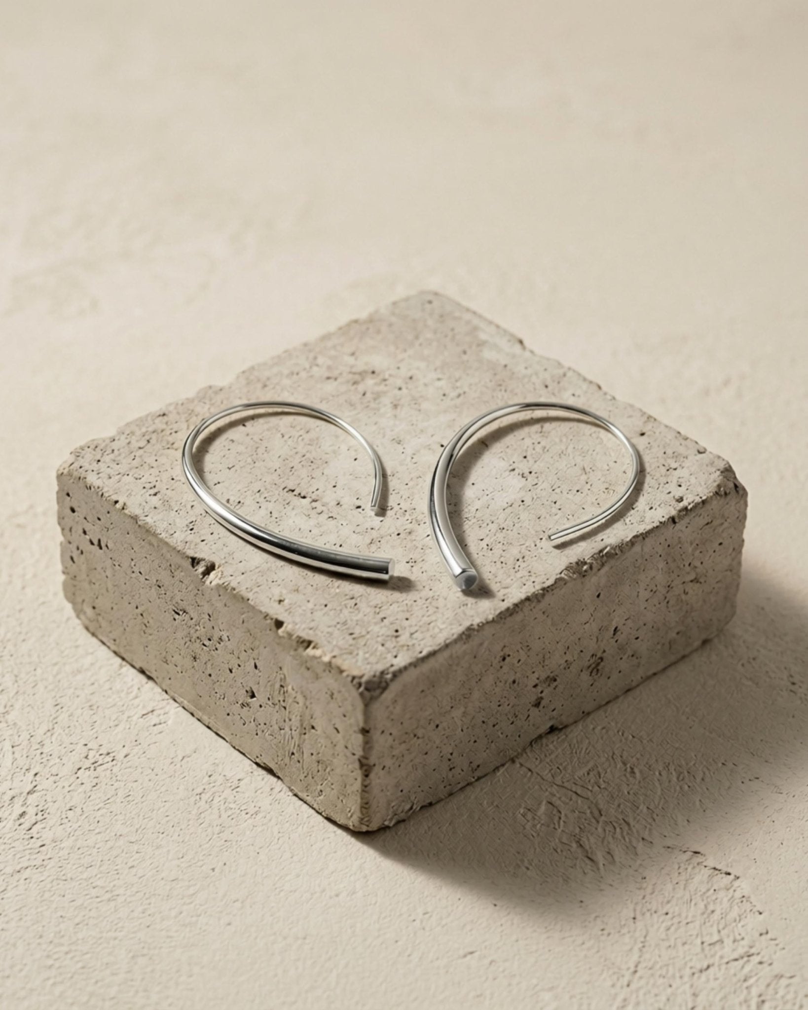 Passion Waterproof Simple Hoop Earring Silver Plating - DANSK Copenhagen