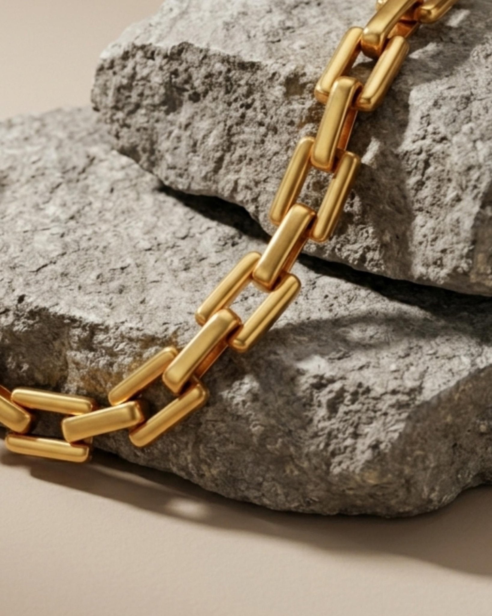 Passion Waterproof Square Link Bracelet 18K Gold Plating - DANSK Copenhagen