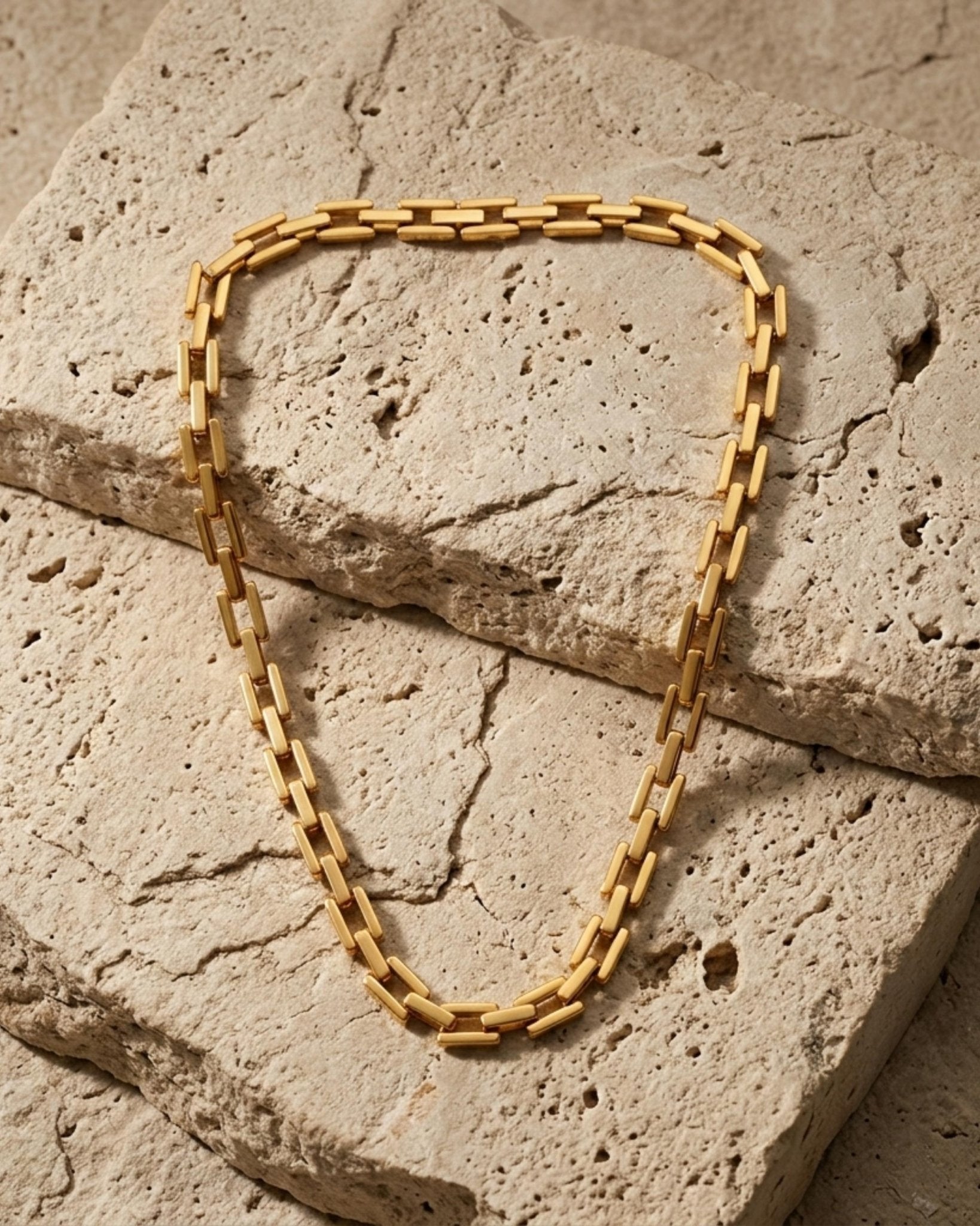 Passion Waterproof Square Link Necklace 18K Gold Plating - DANSK Copenhagen