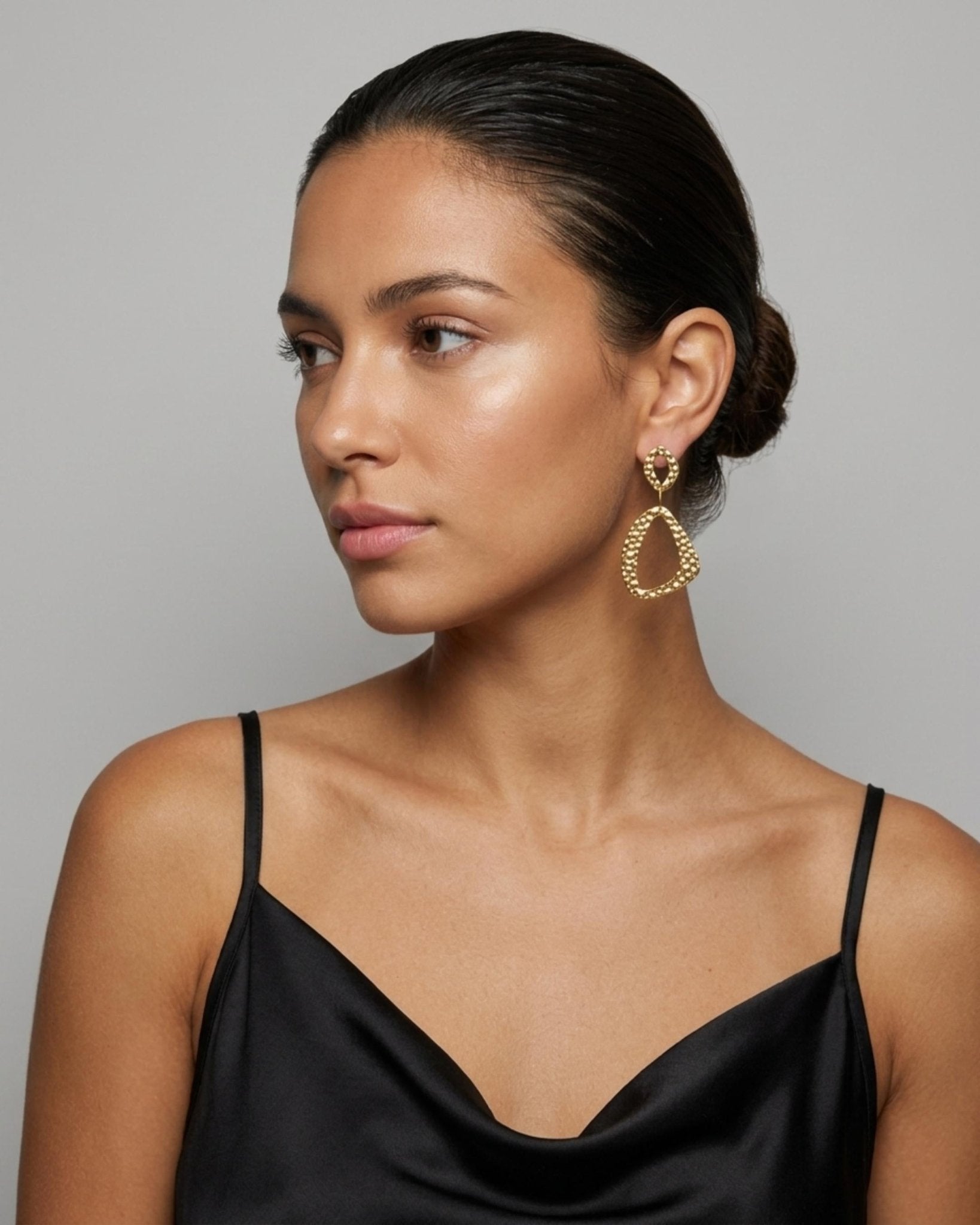 RAGNA Waterproof 18K Gold Plated Original Earrings - Hammered Stainless Steel - DANSK Copenhagen
