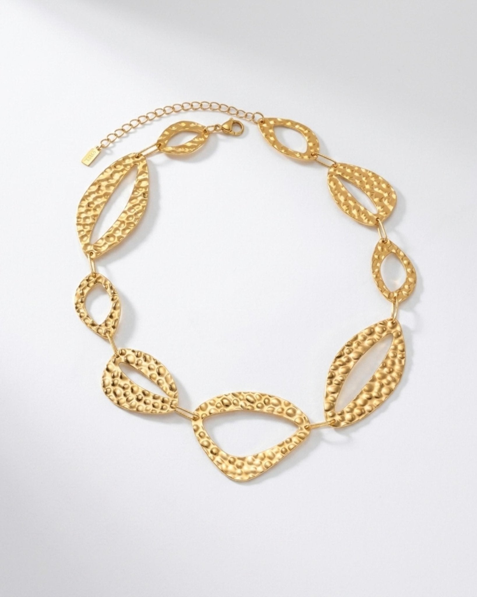 RAGNA Waterproof 18K Gold Plated Original Necklace - Hammered Stainless Steel - DANSK Copenhagen