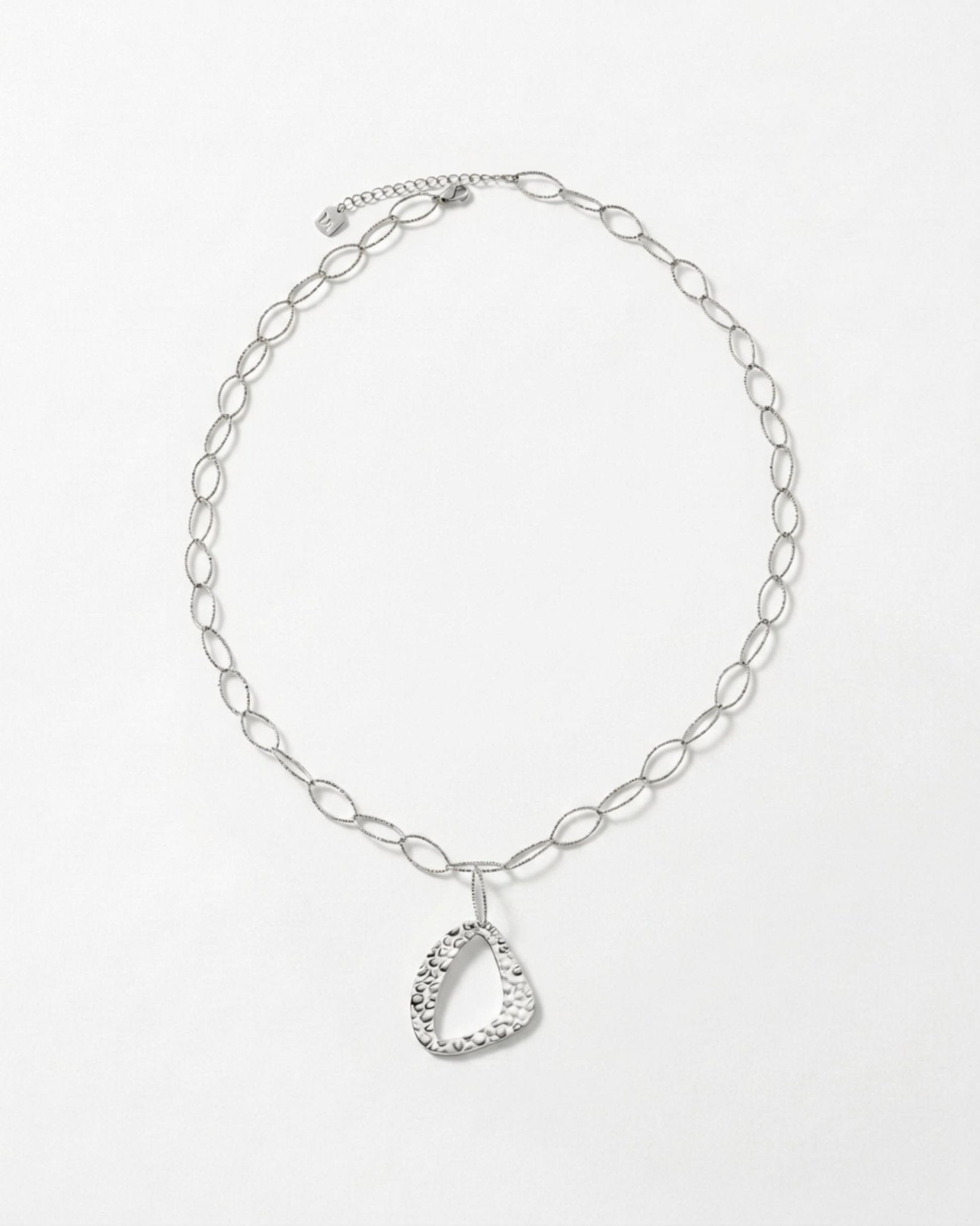 RAGNA Waterproof Silver Stainless Steel Long Minimalistic Necklace - Hammered Finish - DANSK Copenhagen