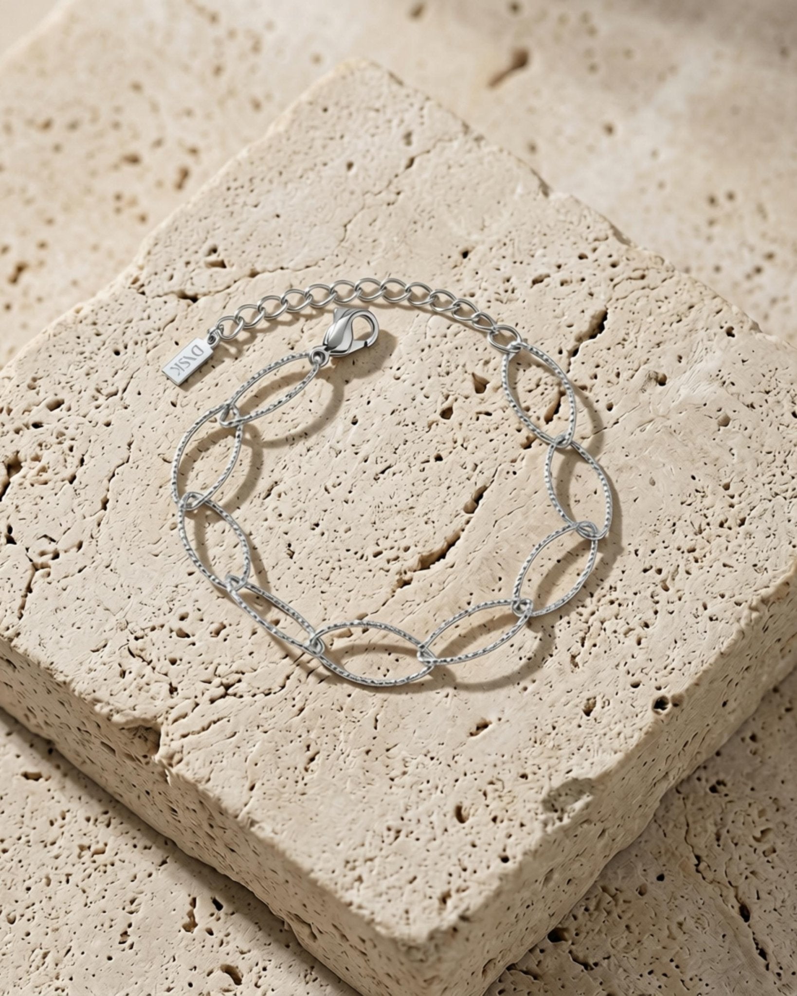 RAGNA Waterproof Silver Stainless Steel Oval Link Bracelet - Structured Finish - DANSK Copenhagen